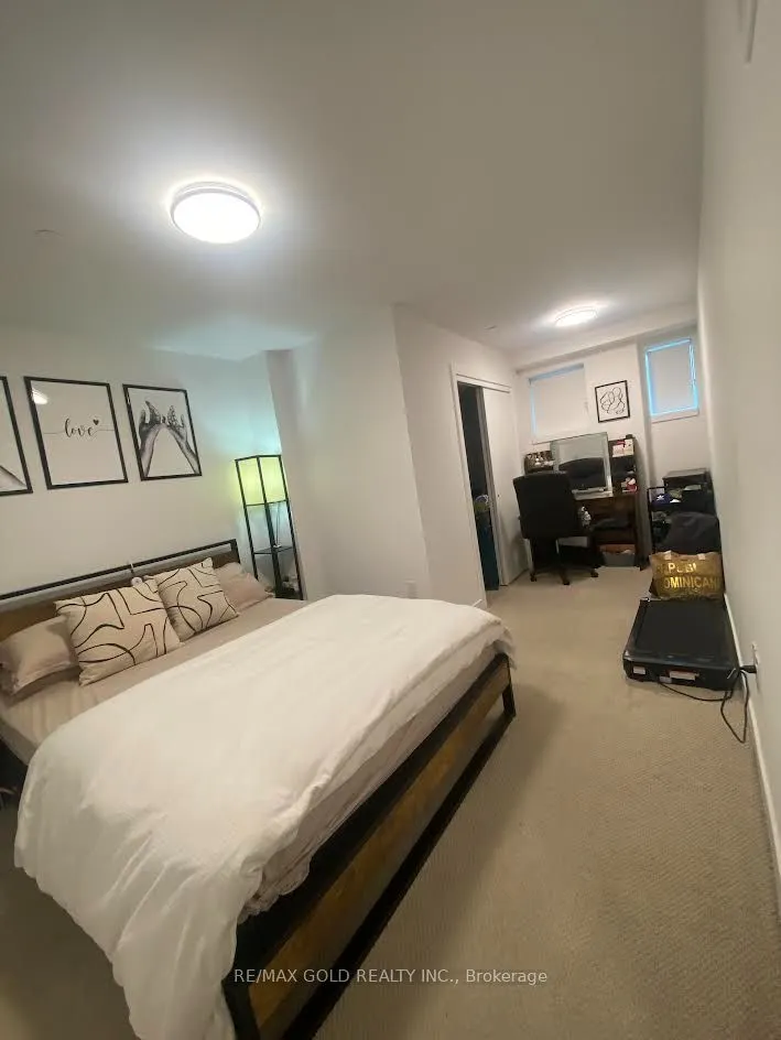 165 Veterans Drive, #9