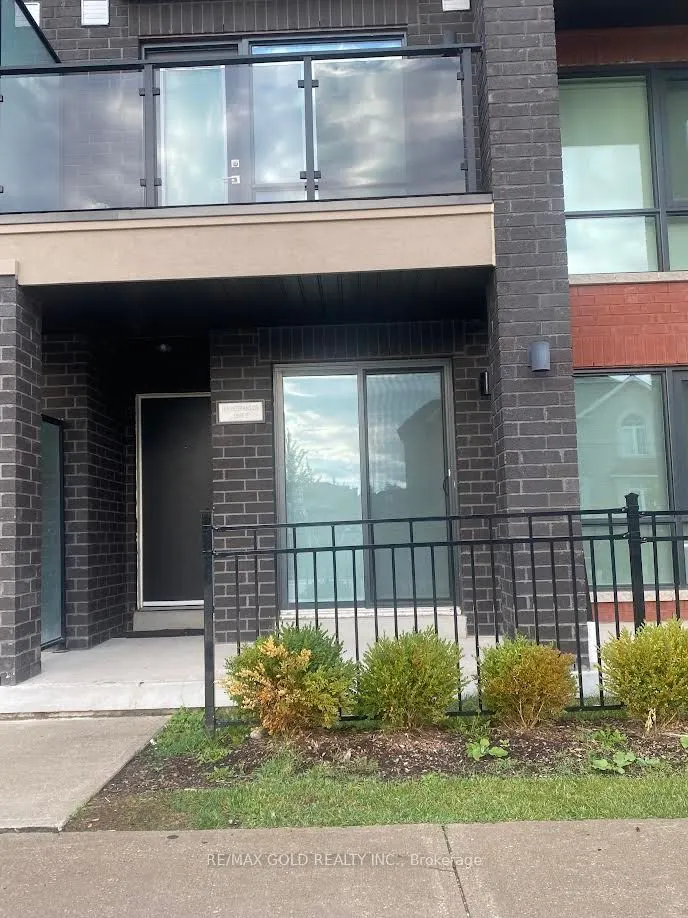 165 Veterans Drive, #9