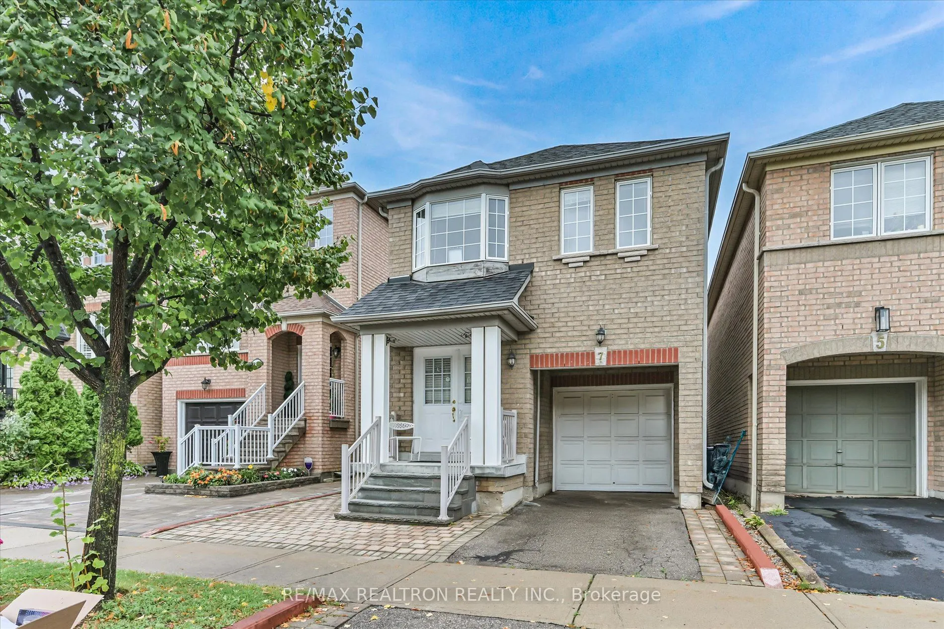 7 Via Cassia Drive
