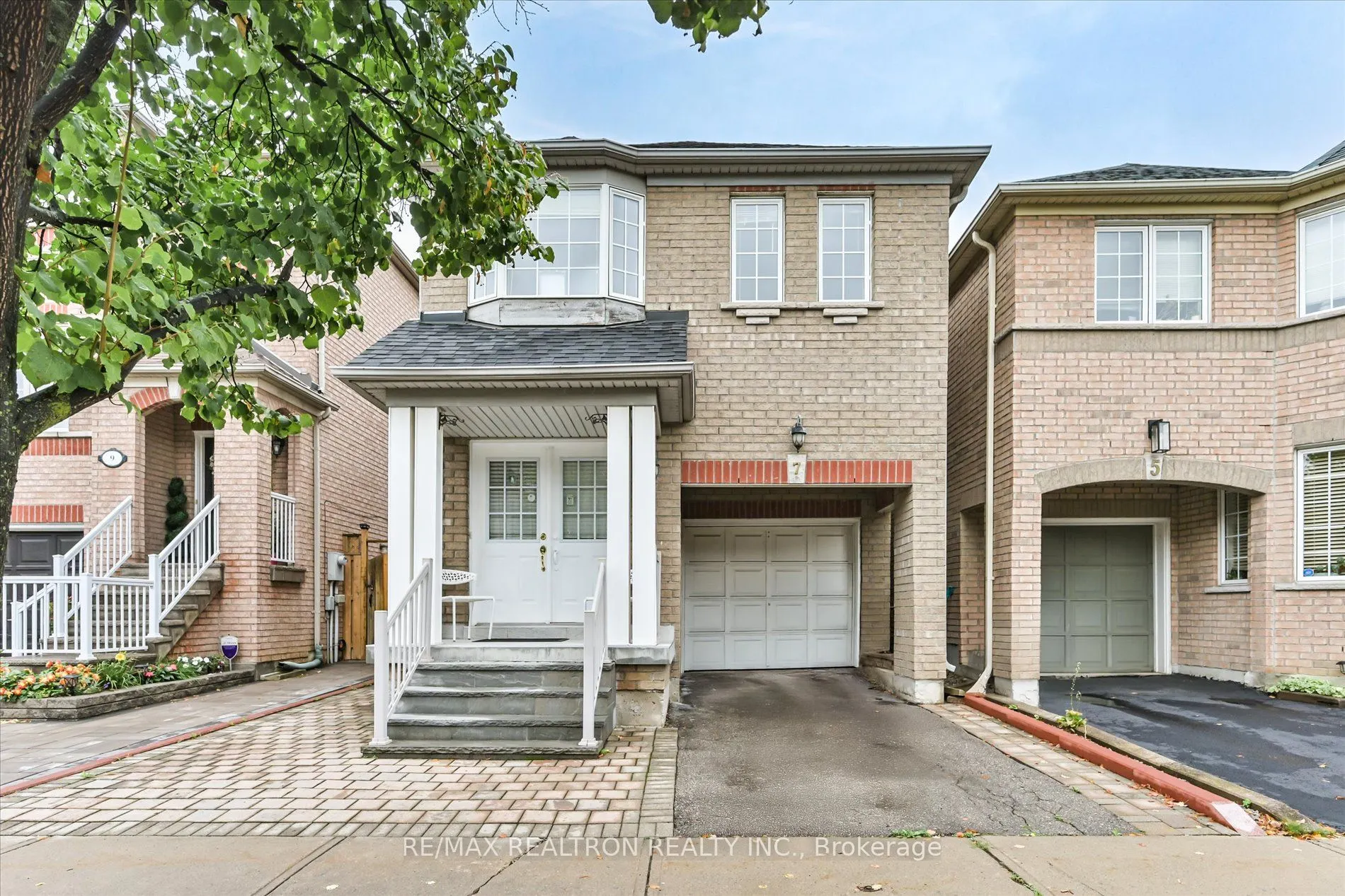 7 Via Cassia Drive