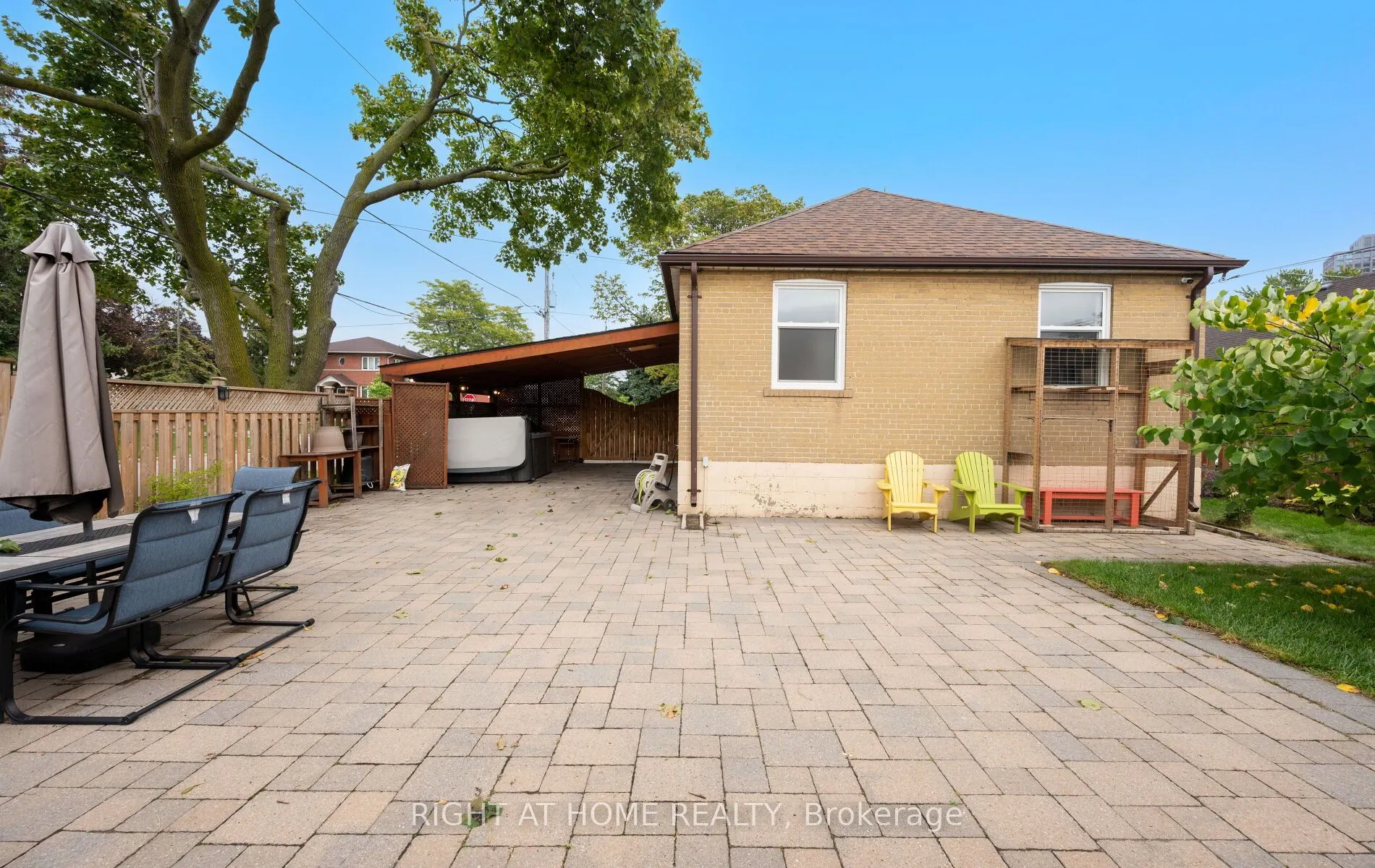 10 Lady York Avenue