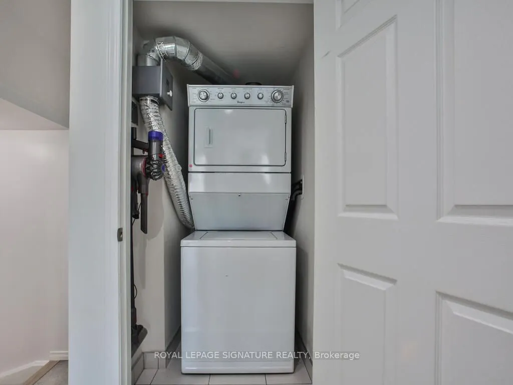 7 Applewood Lane, #232