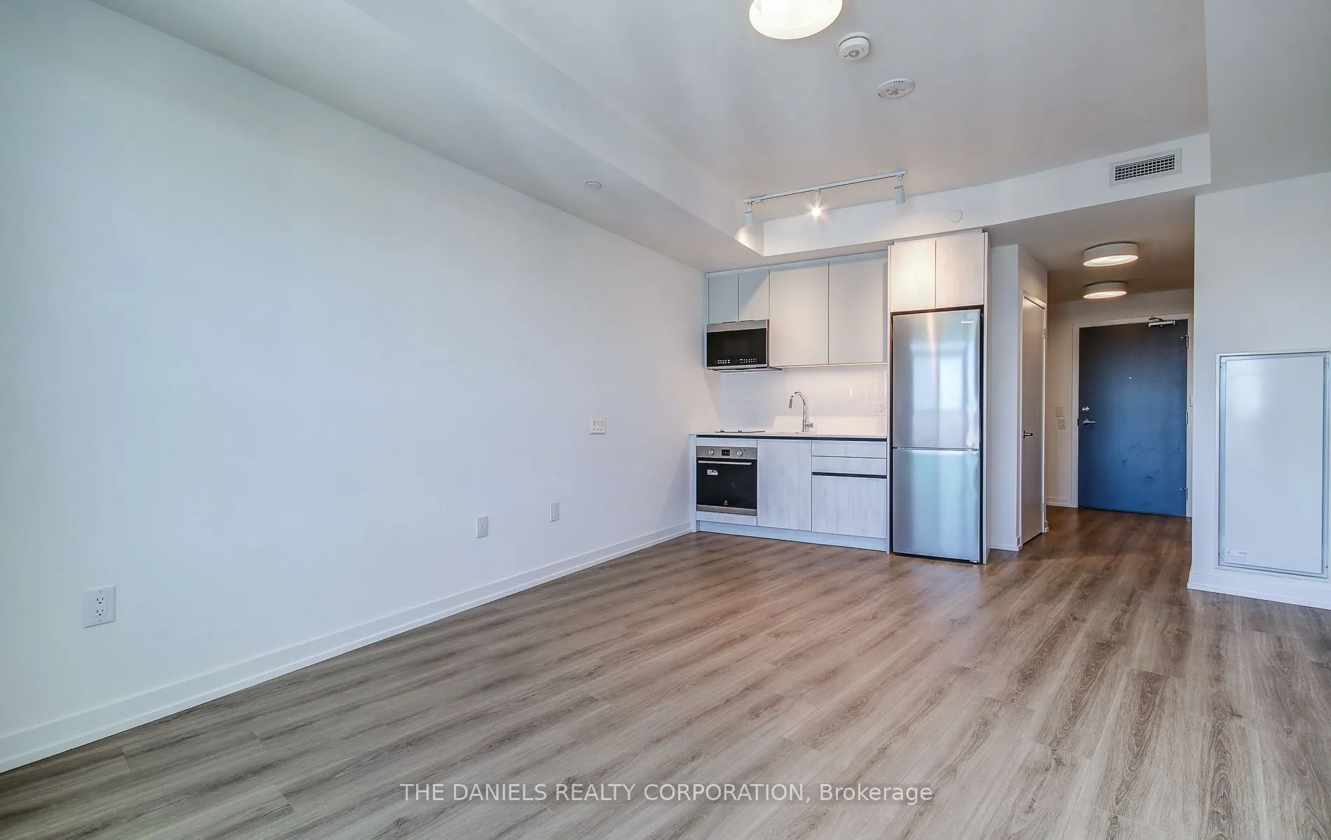 2485 Eglinton Avenue W, #1411