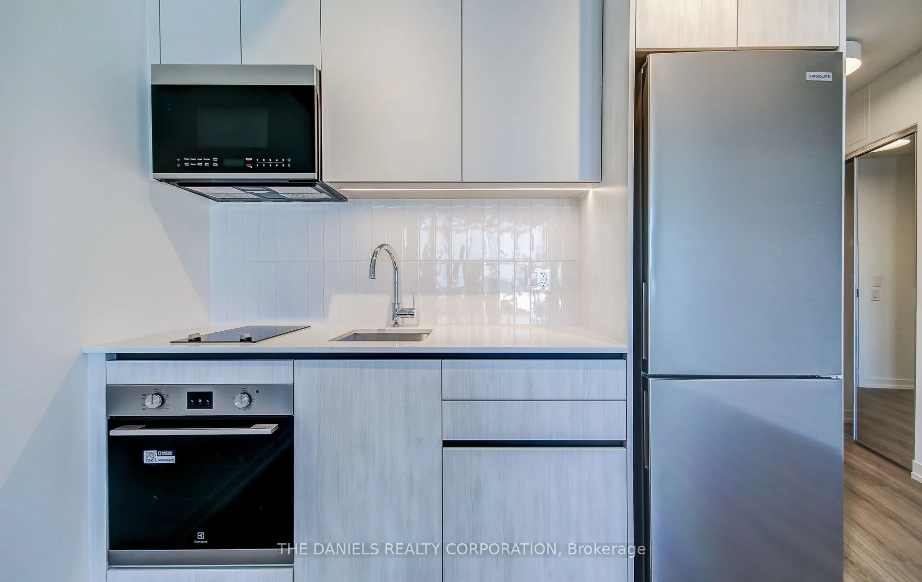 2485 Eglinton Avenue W, #1411