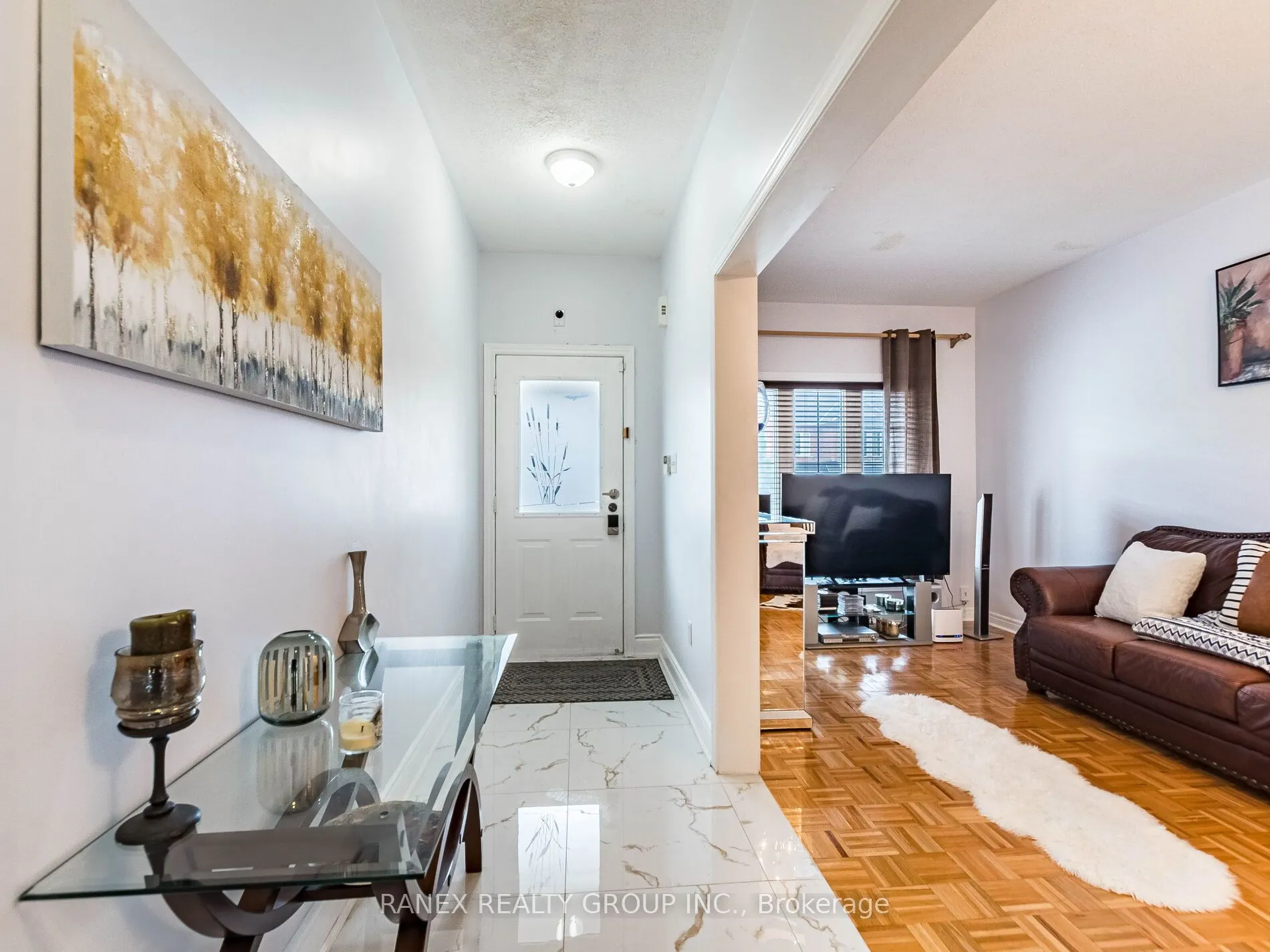 18 Tundra Swan Road