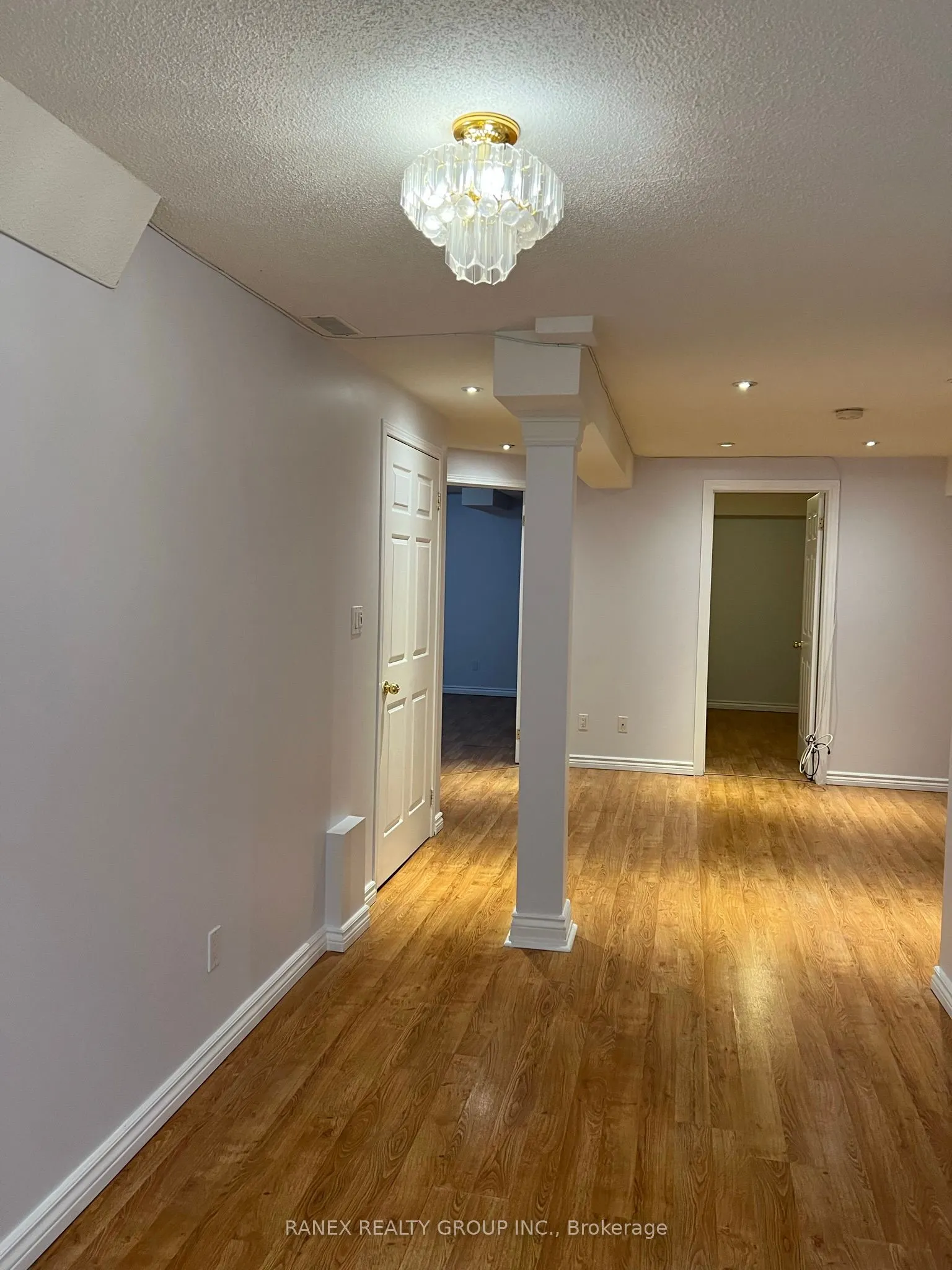 18 Tundra Swan Road