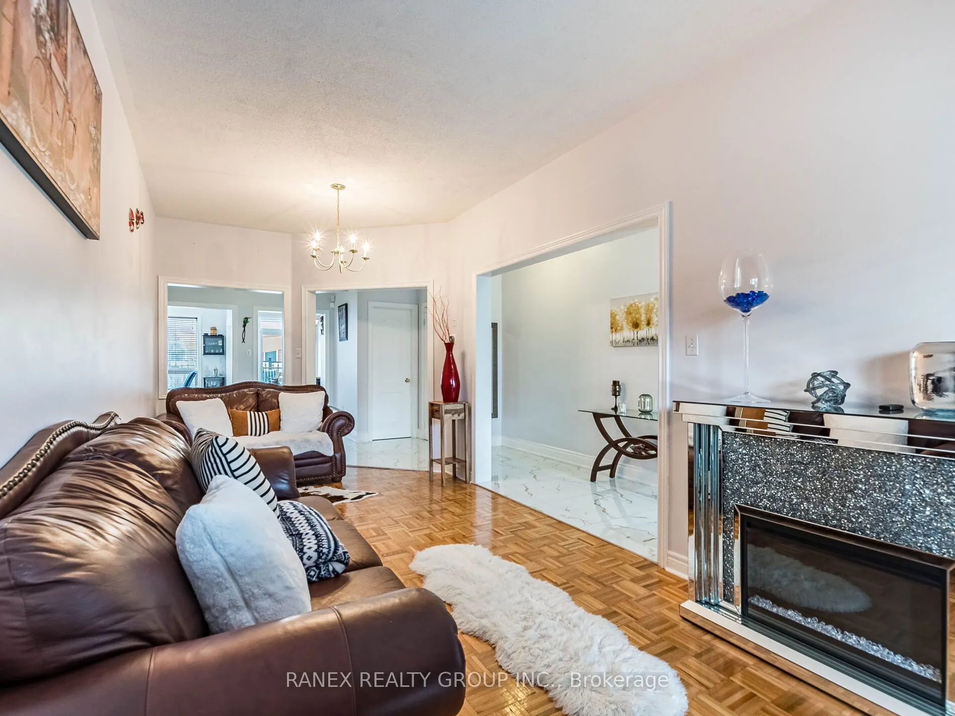 18 Tundra Swan Road