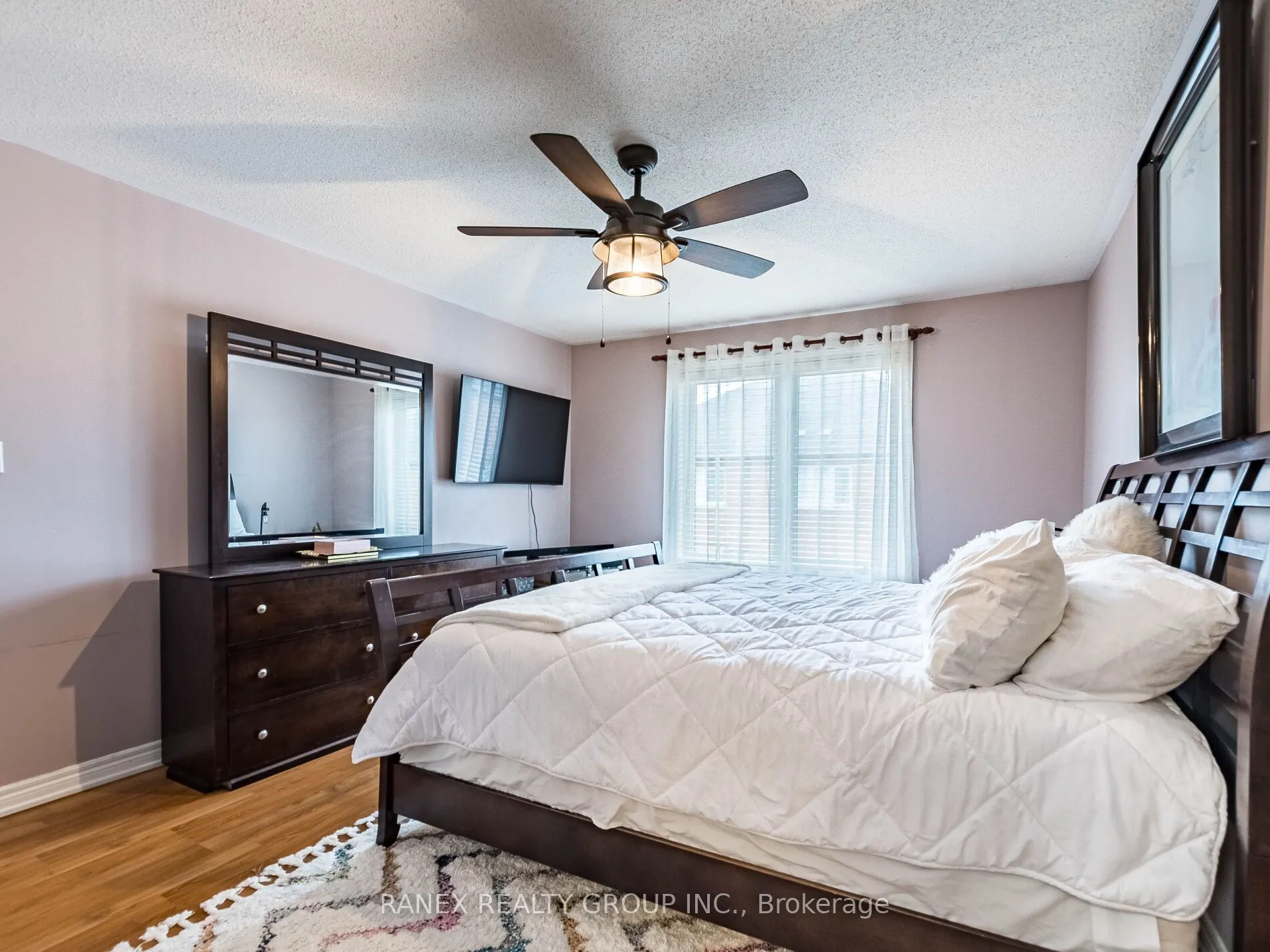 18 Tundra Swan Road