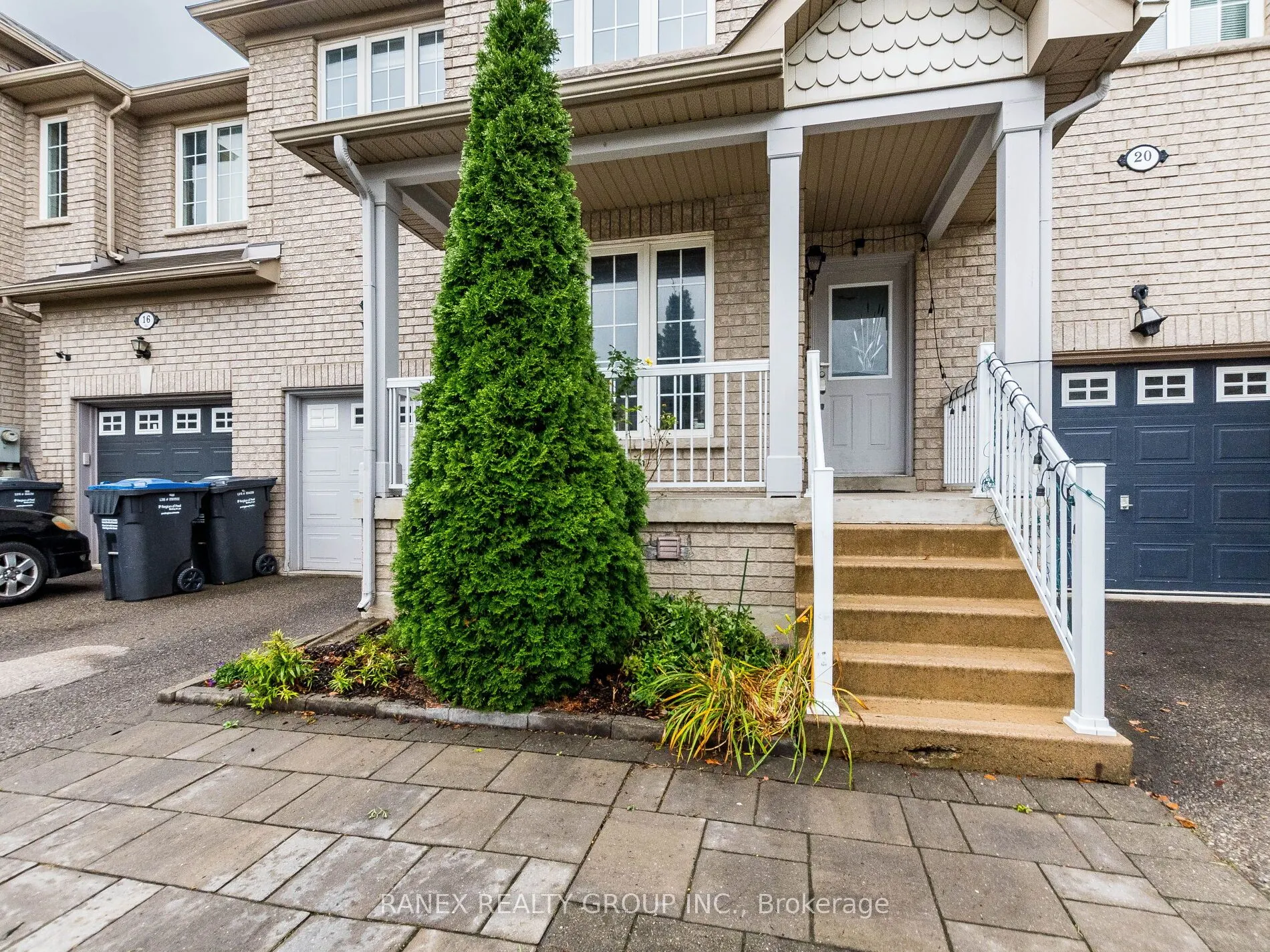 18 Tundra Swan Road