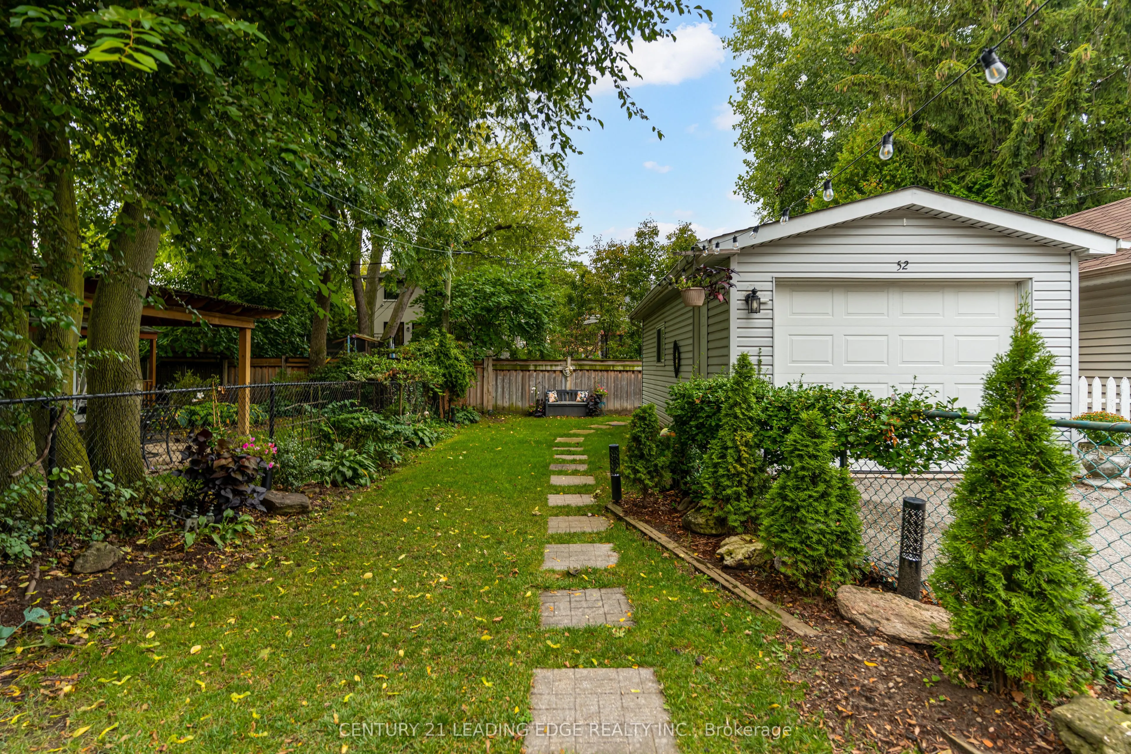 52 Green Lanes Lane