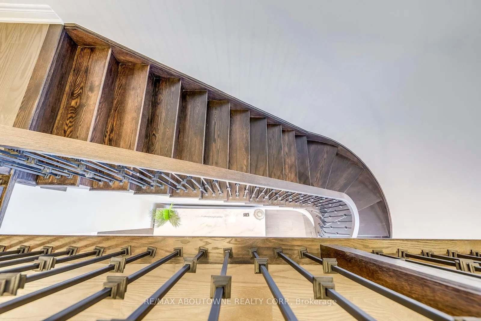 19 Raindrop Terrace