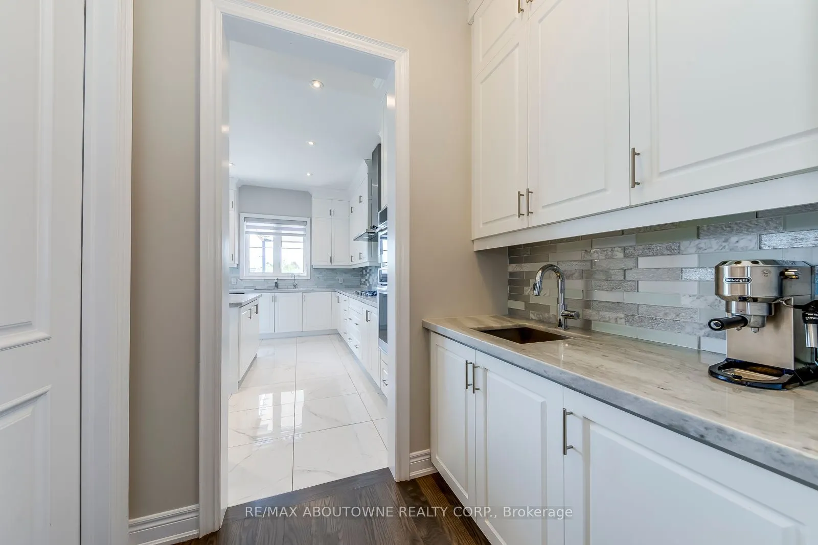 19 Raindrop Terrace