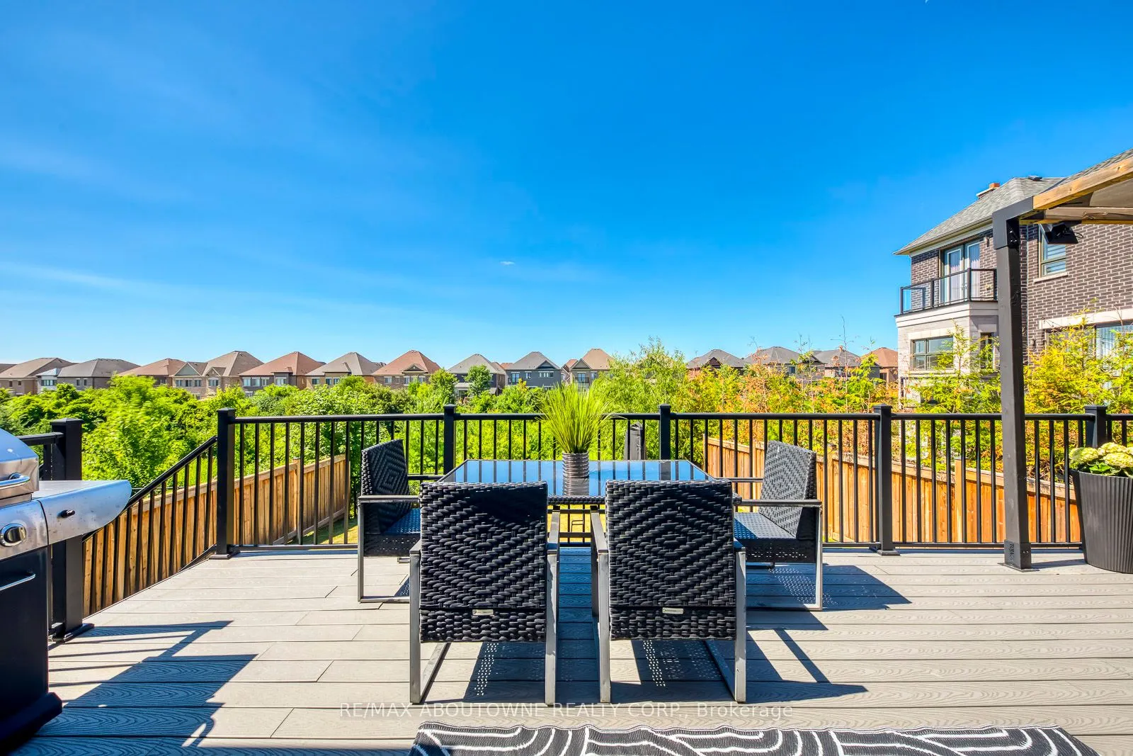 19 Raindrop Terrace