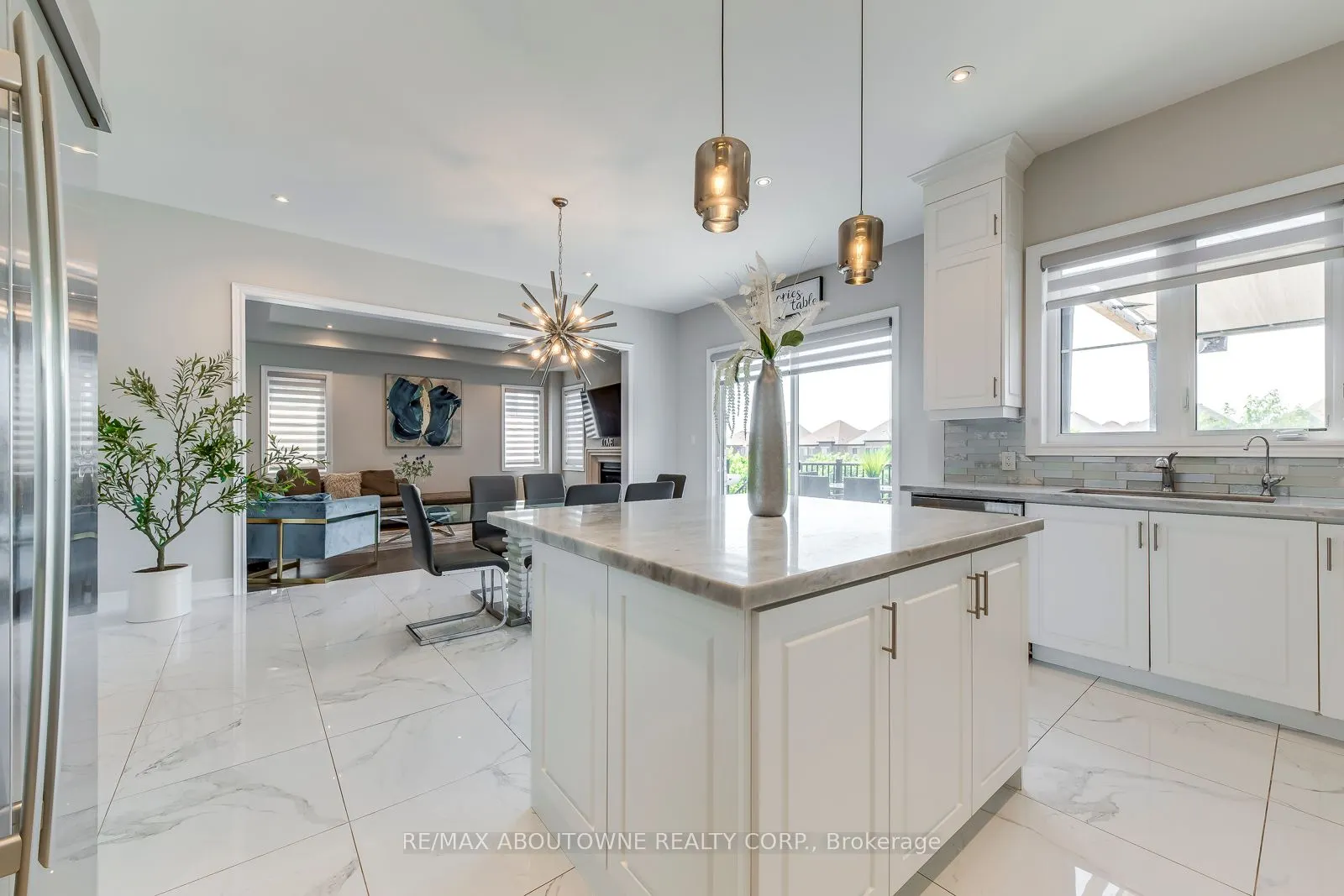 19 Raindrop Terrace