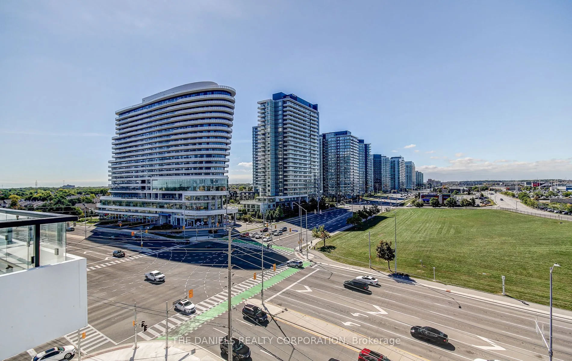 2485 Eglinton Avenue W, #822