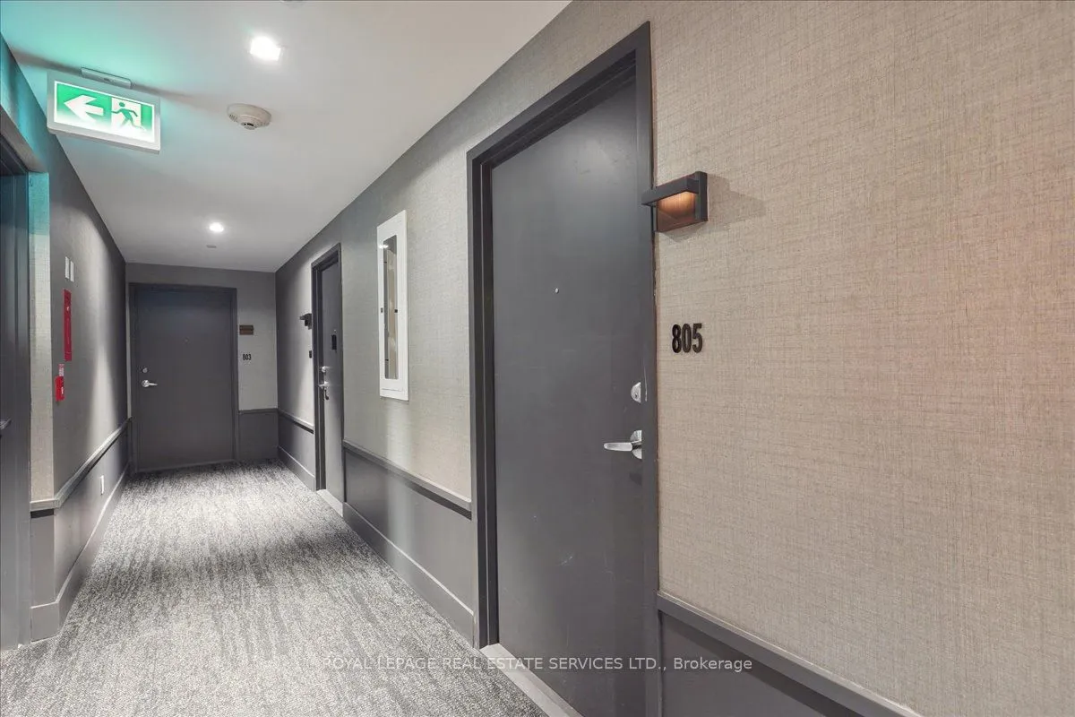297 Oak Walk Drive, #805