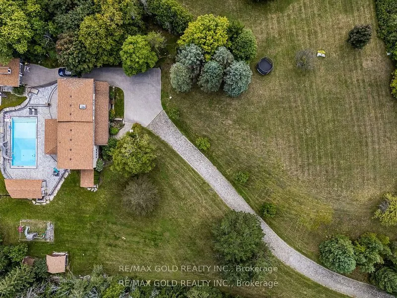 110 Palmer Circle