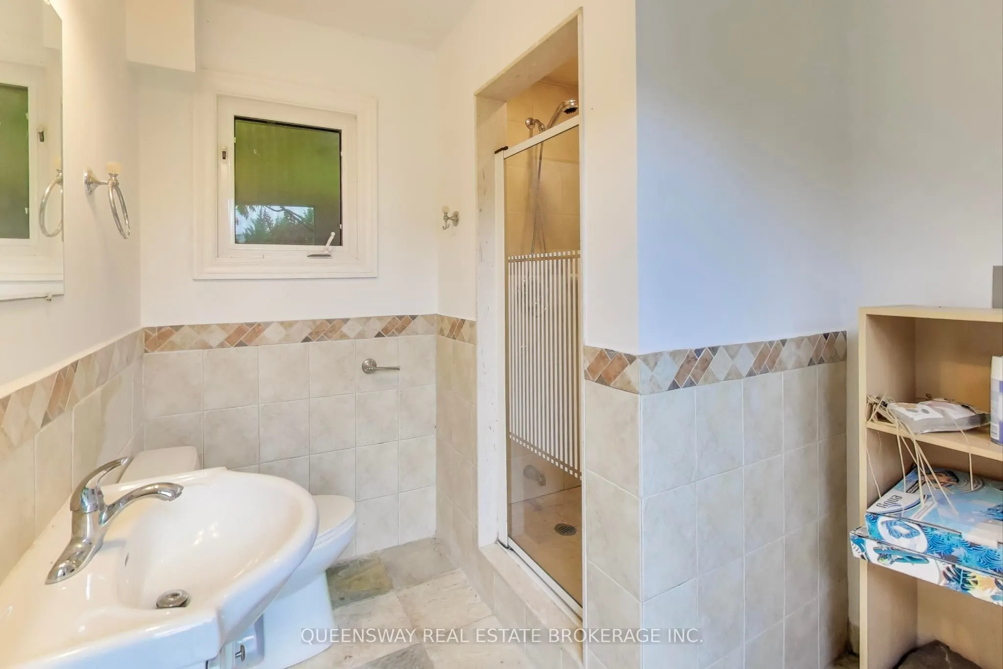 1371 Chriseden Drive