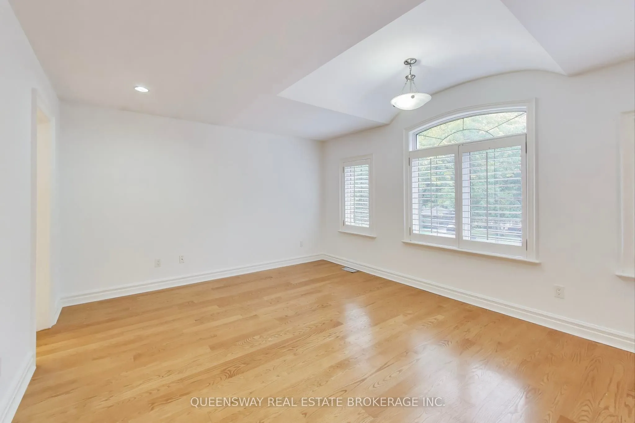 1371 Chriseden Drive