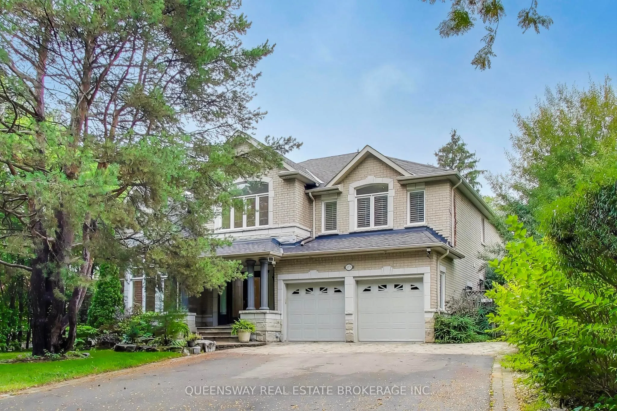 1371 Chriseden Drive