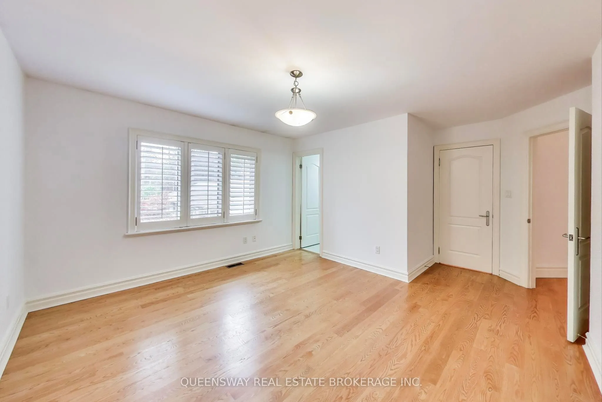 1371 Chriseden Drive