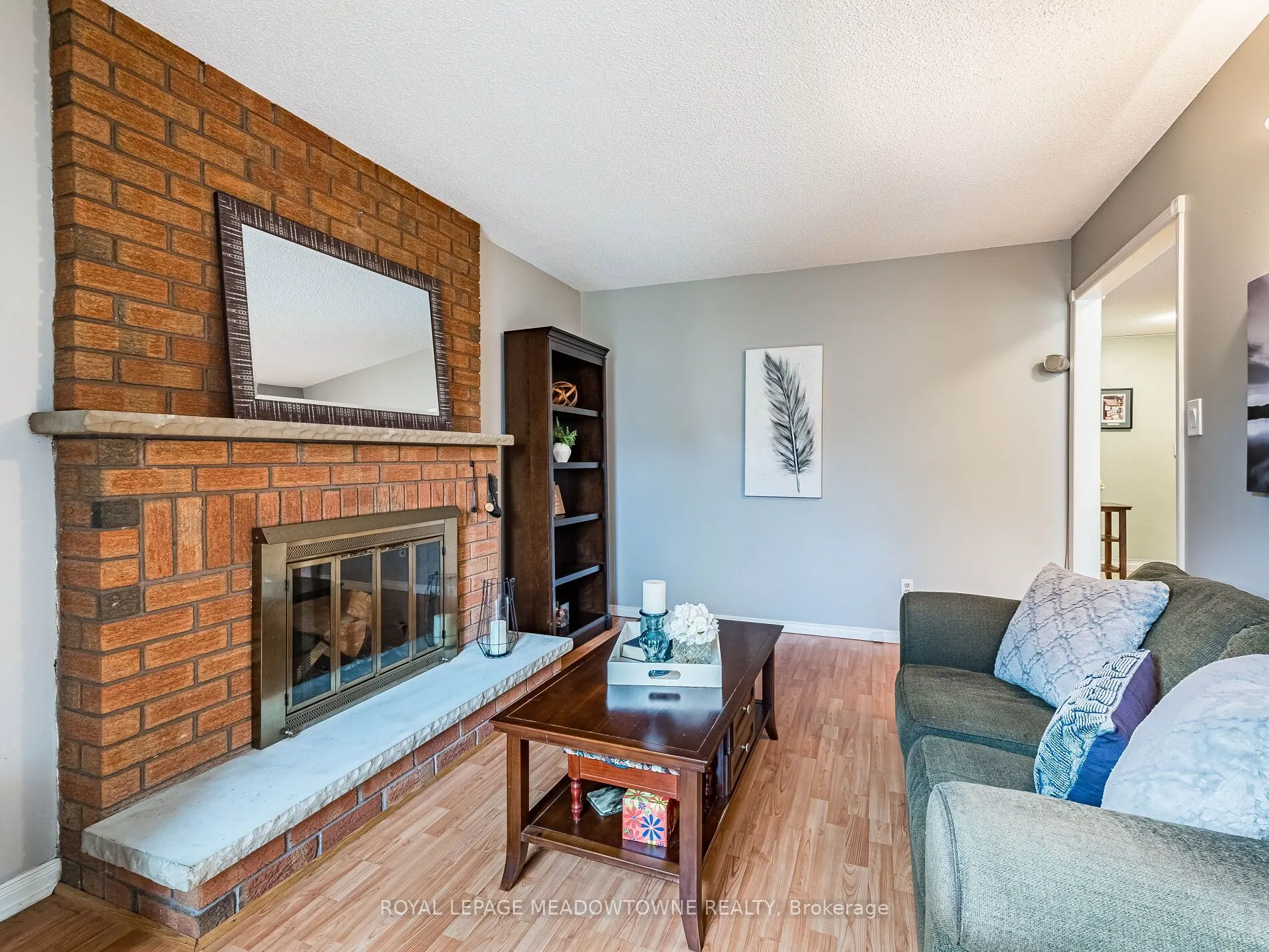 40 Lord Simcoe Drive