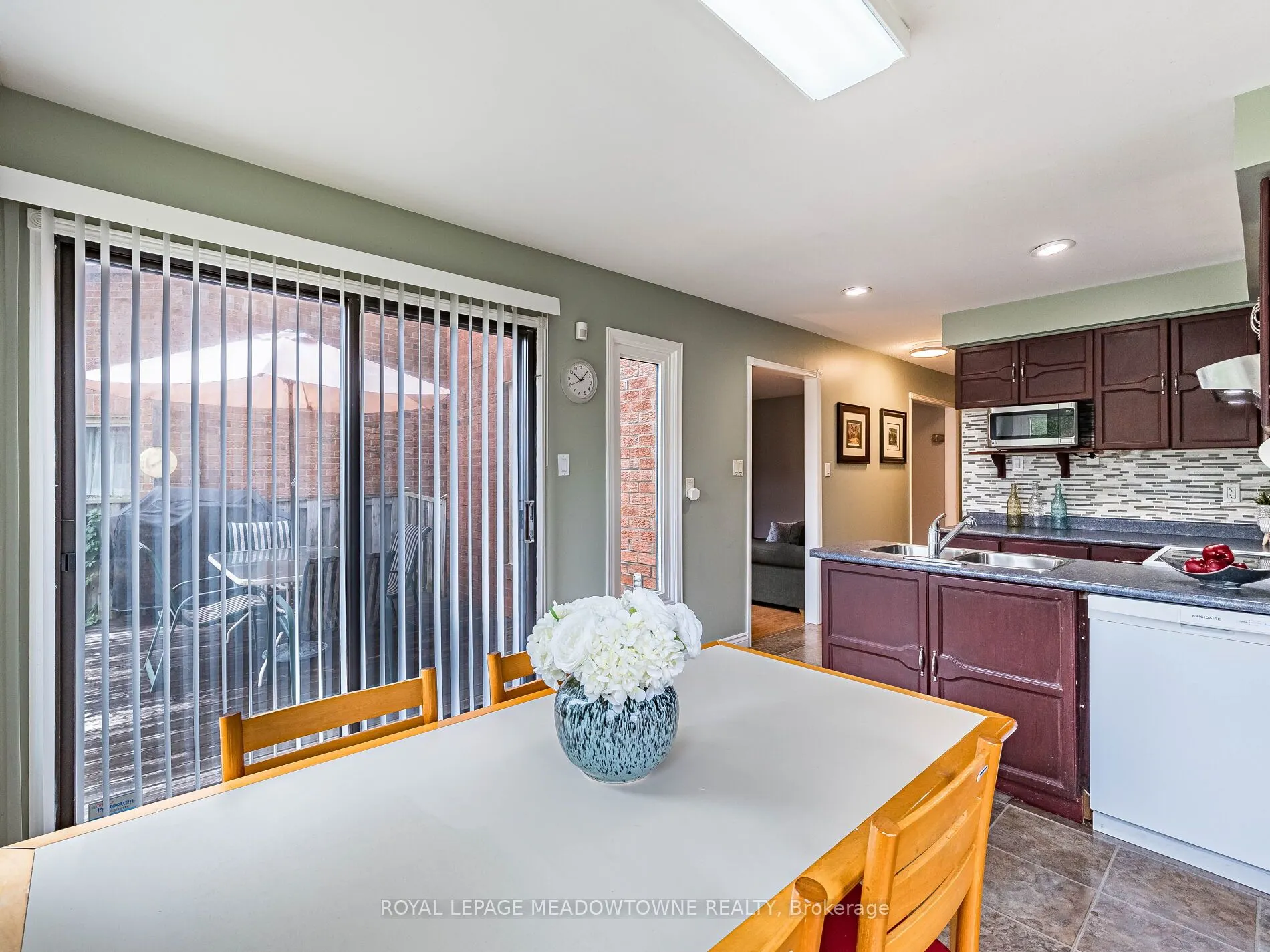 40 Lord Simcoe Drive