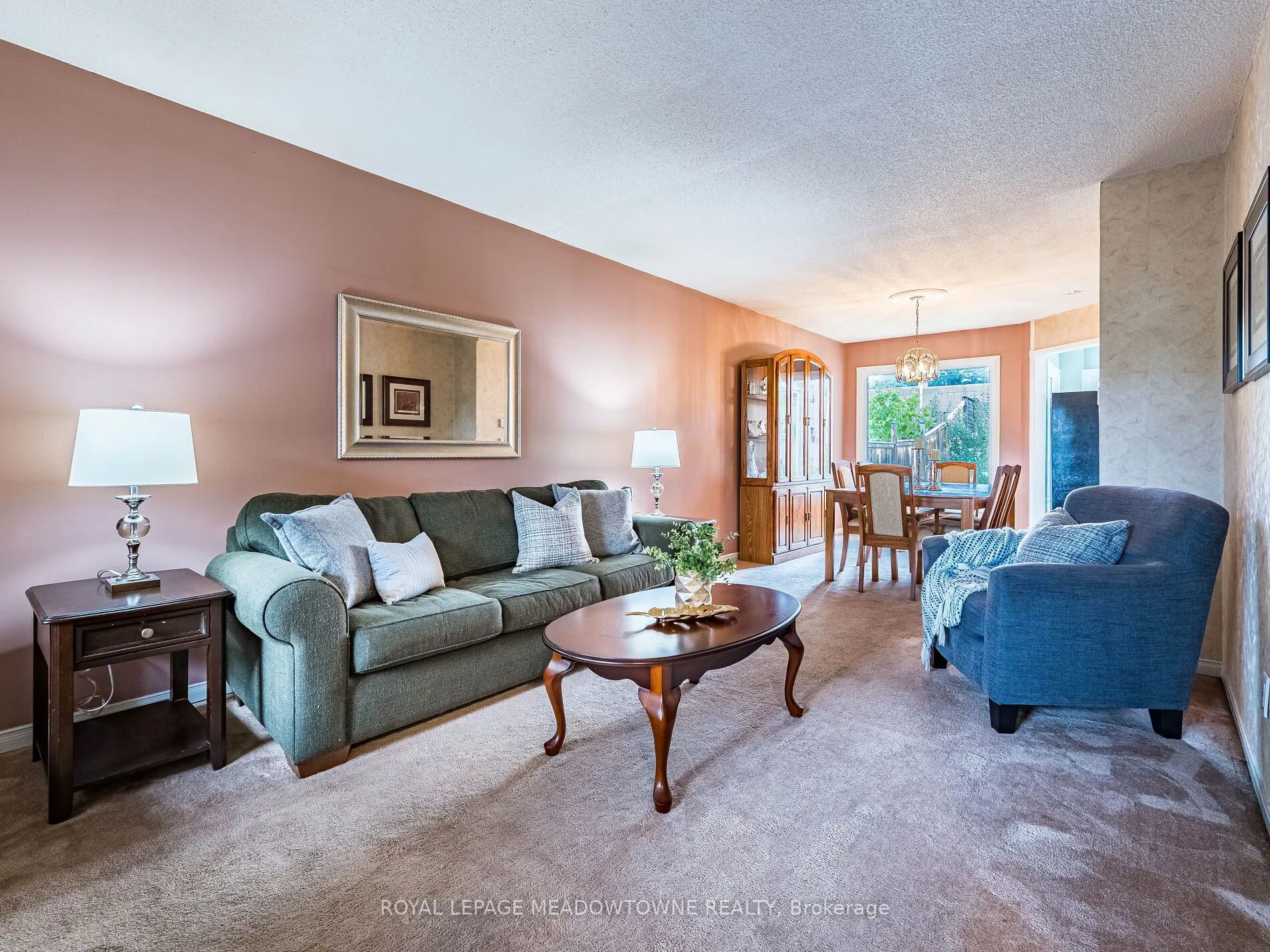 40 Lord Simcoe Drive