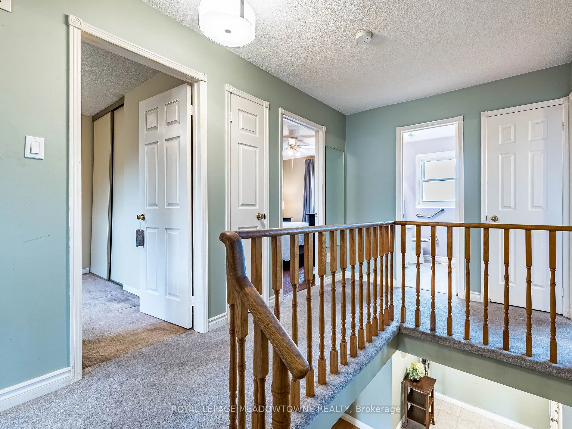 40 Lord Simcoe Drive