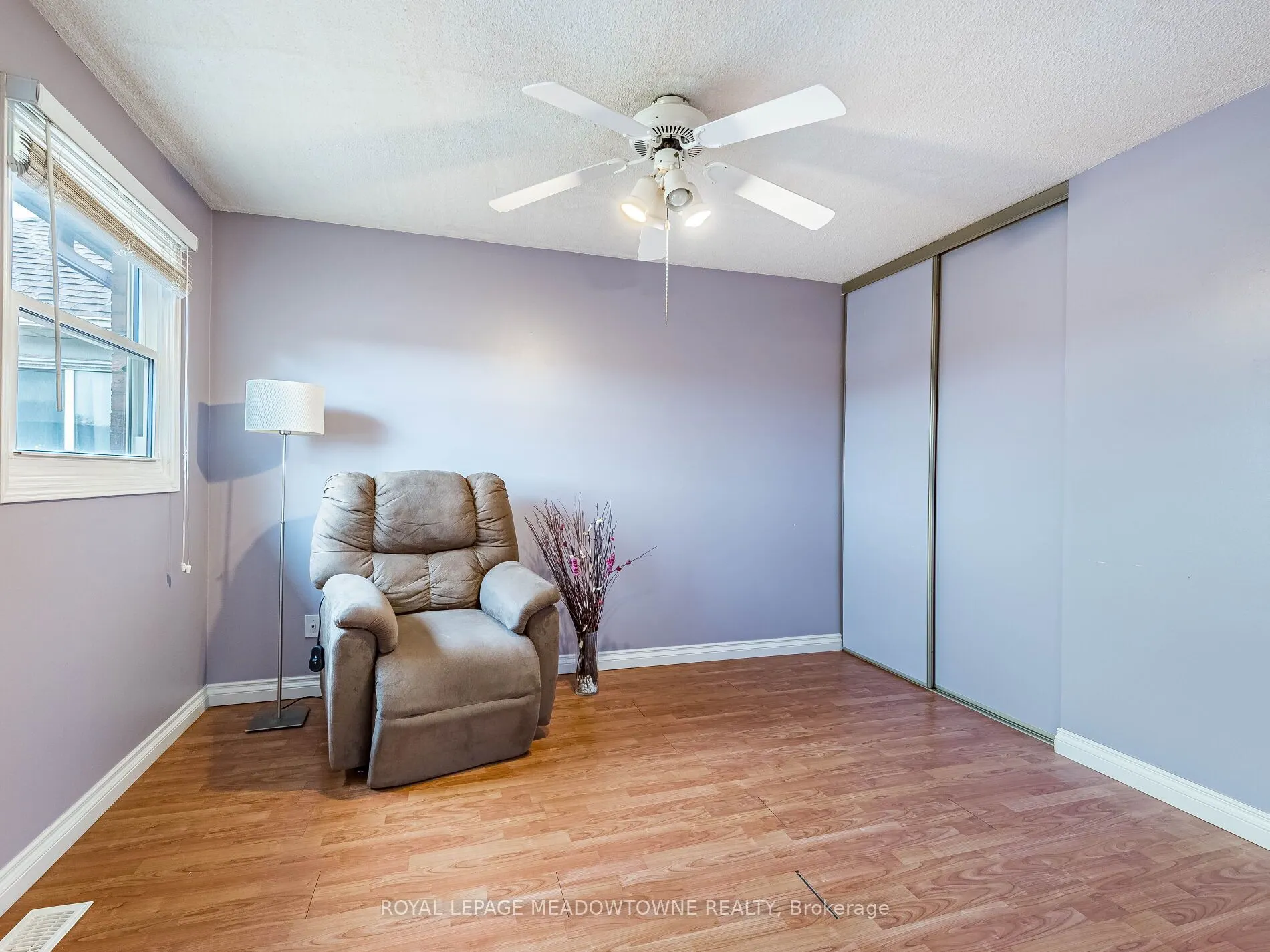 40 Lord Simcoe Drive