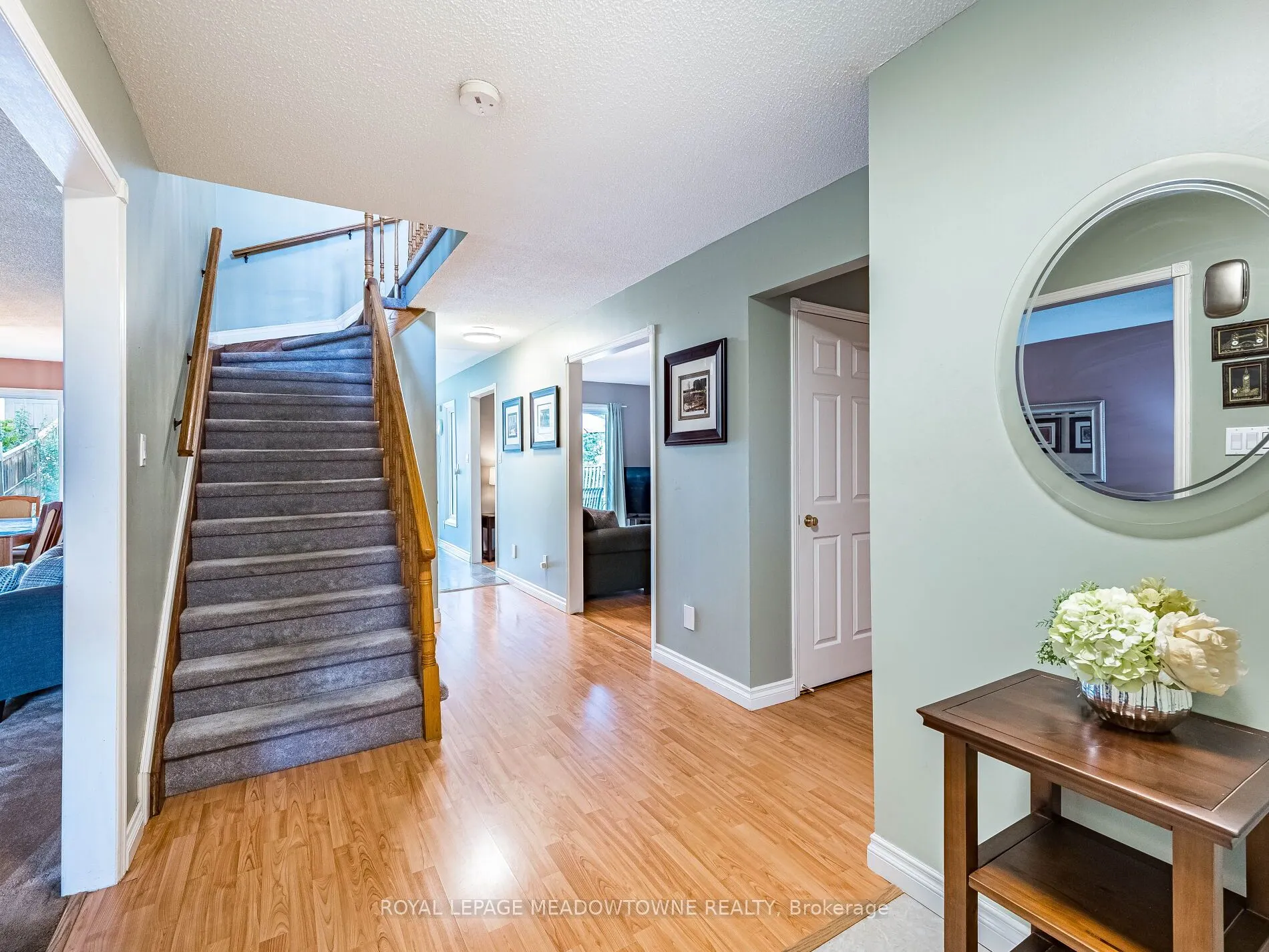 40 Lord Simcoe Drive