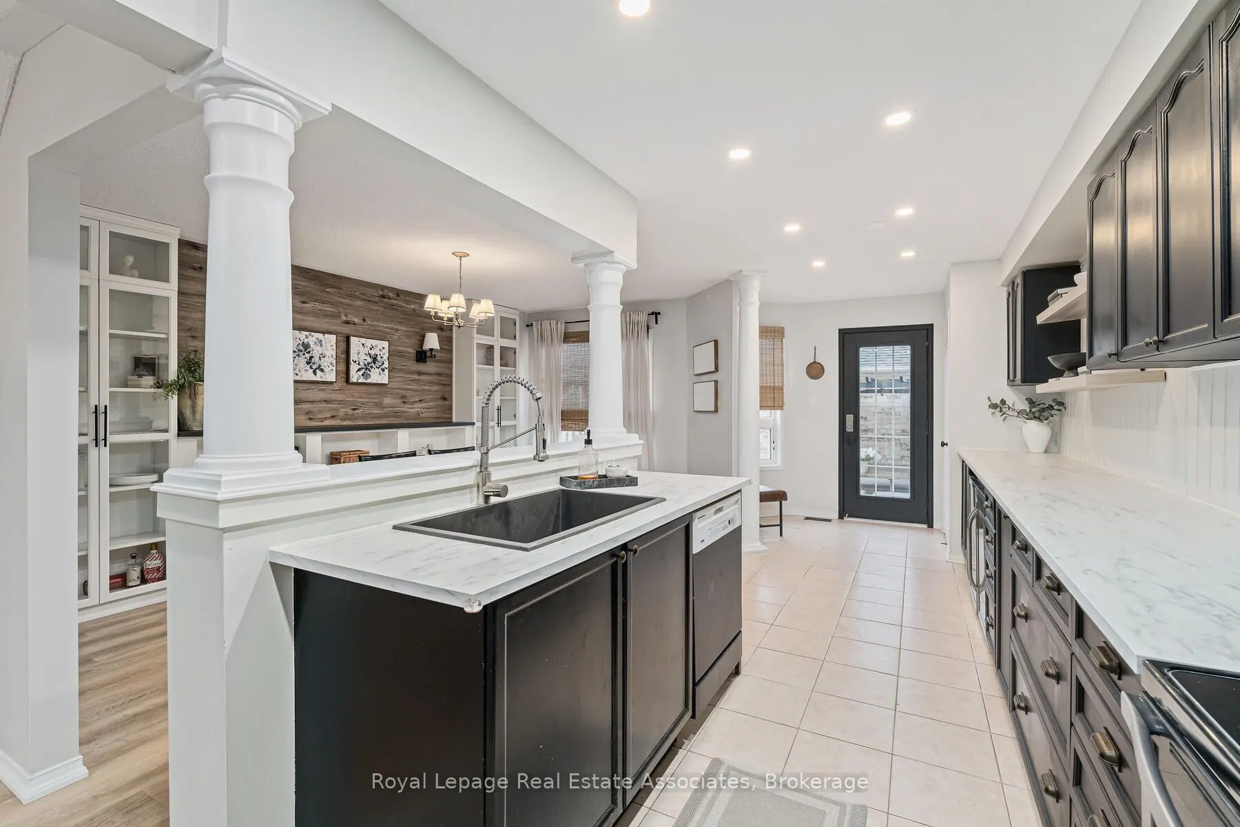 17 Snowberry Crescent
