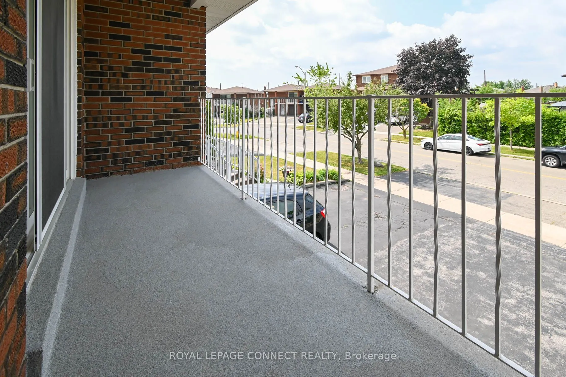 28 John Lindsay Court, #Main Level