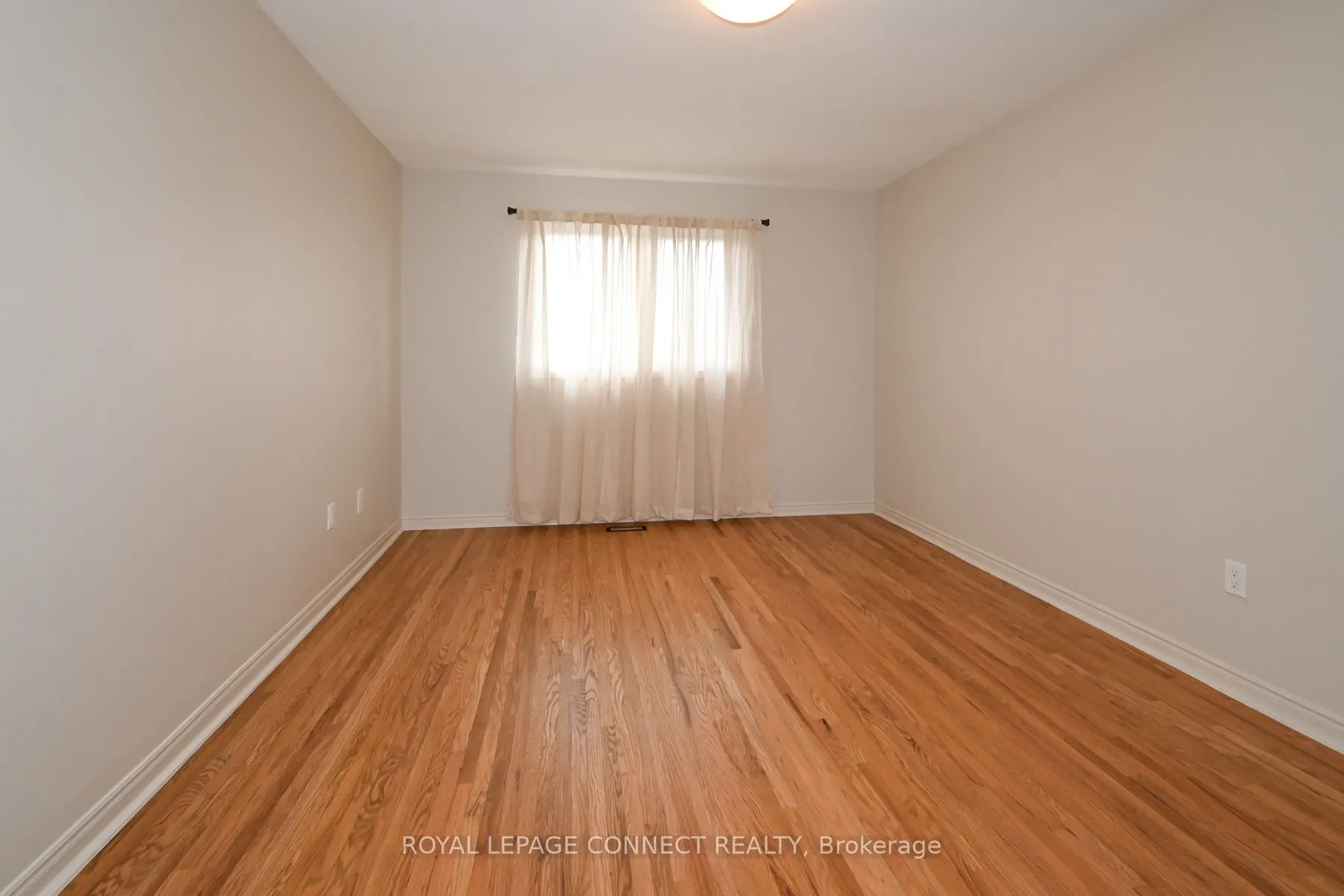 28 John Lindsay Court, #Main Level