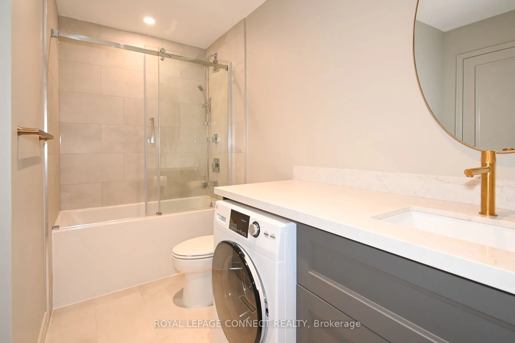 28 John Lindsay Court, #Main Level