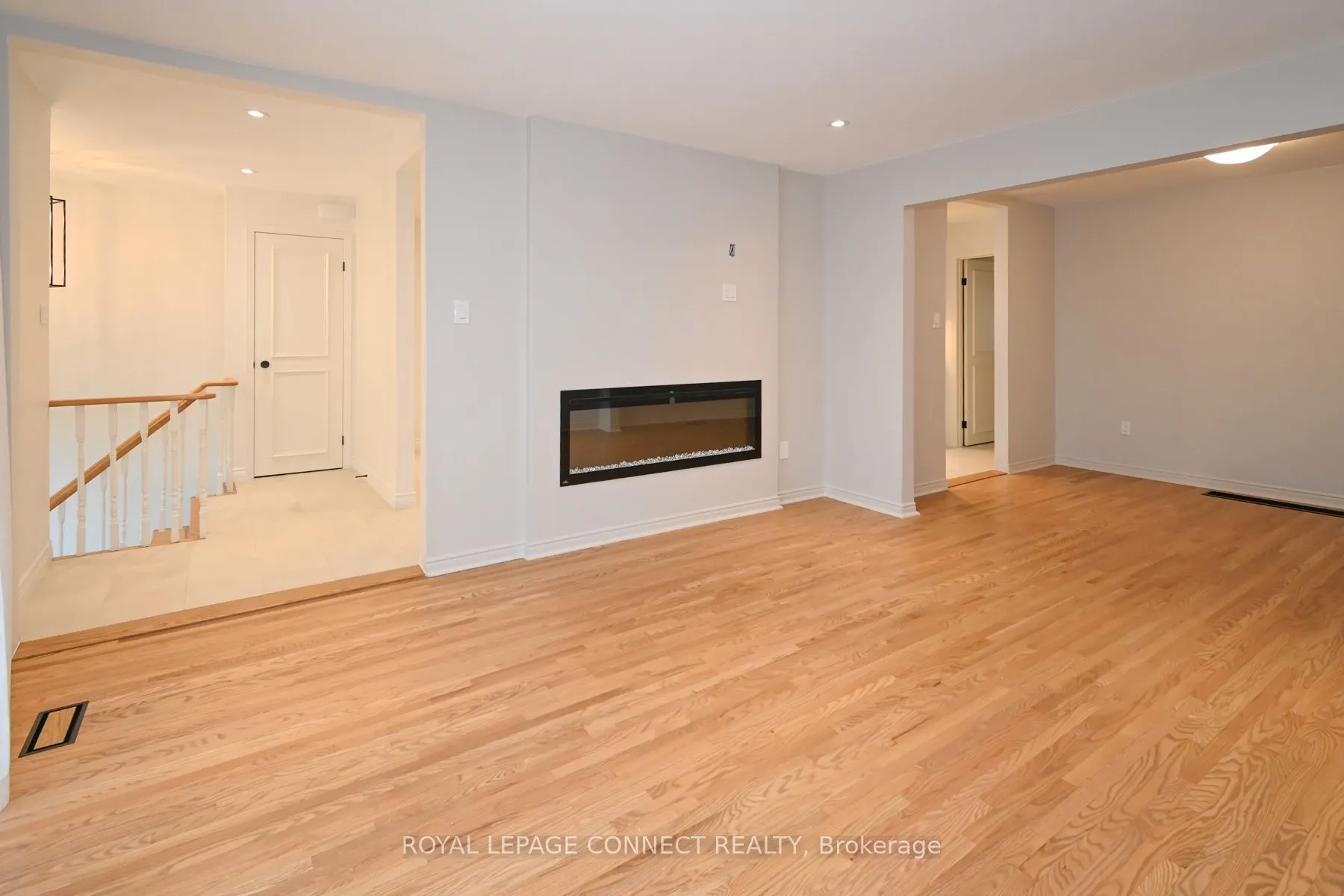 28 John Lindsay Court, #Main Level