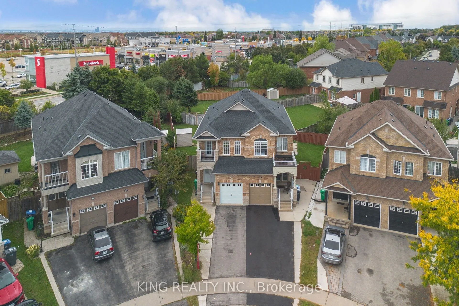 34 Dewridge Court
