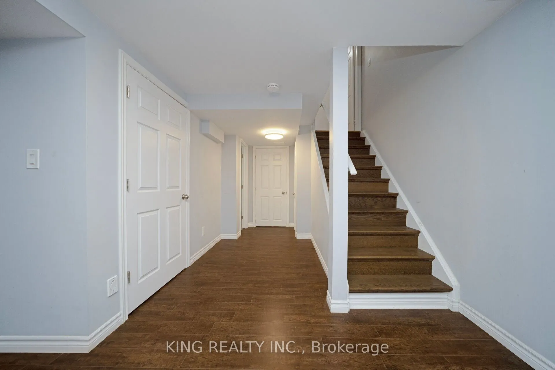 34 Dewridge Court