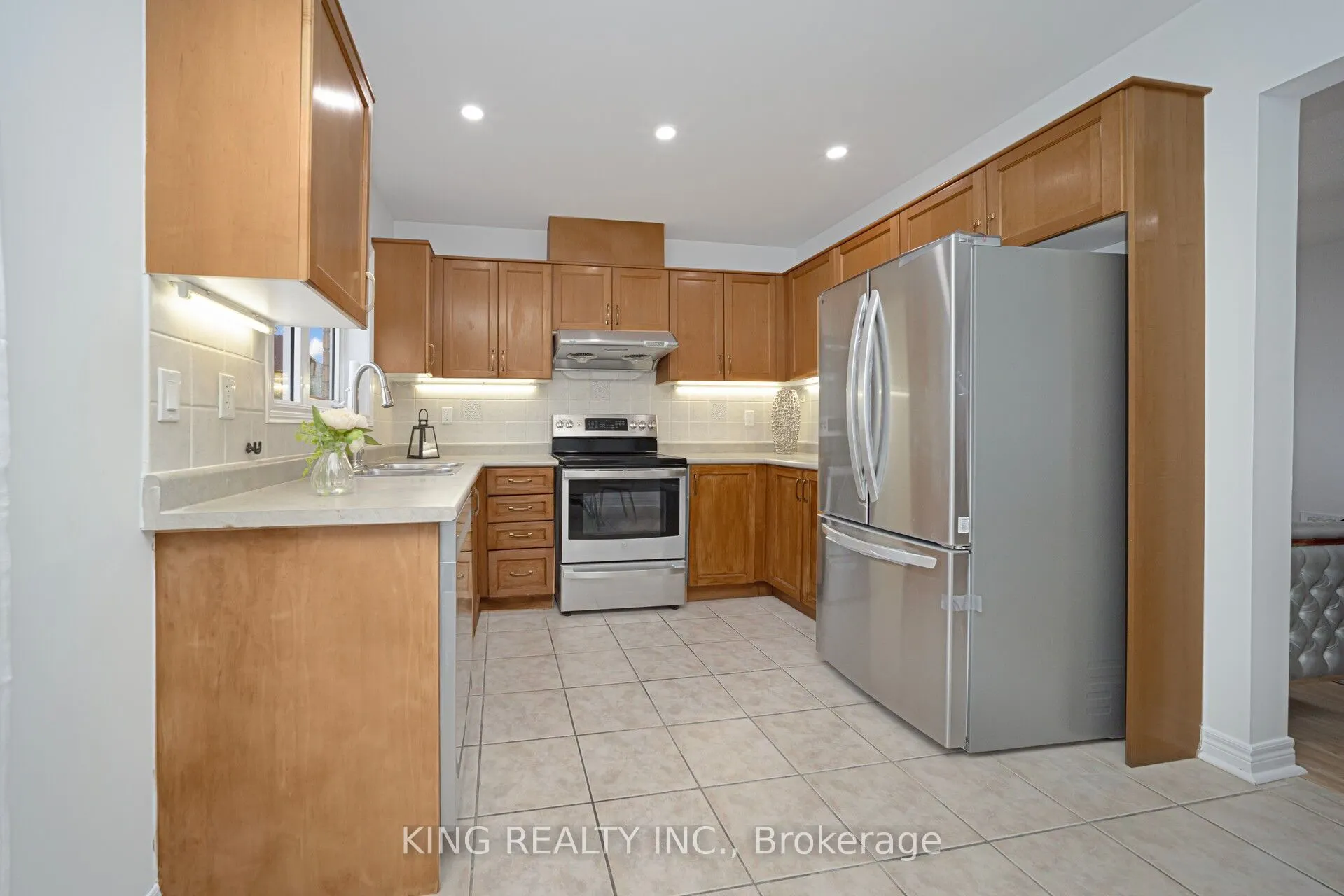 34 Dewridge Court