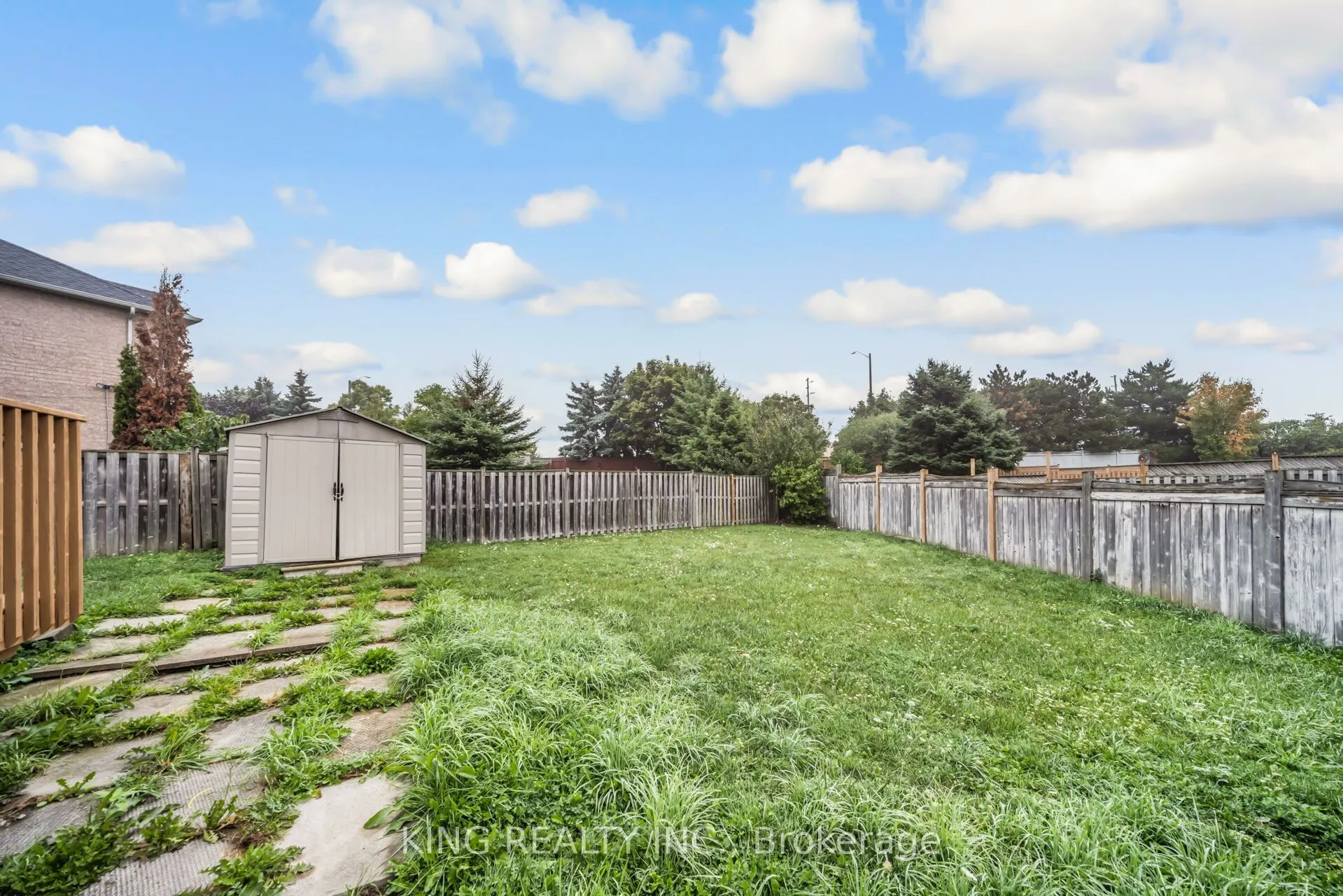 34 Dewridge Court