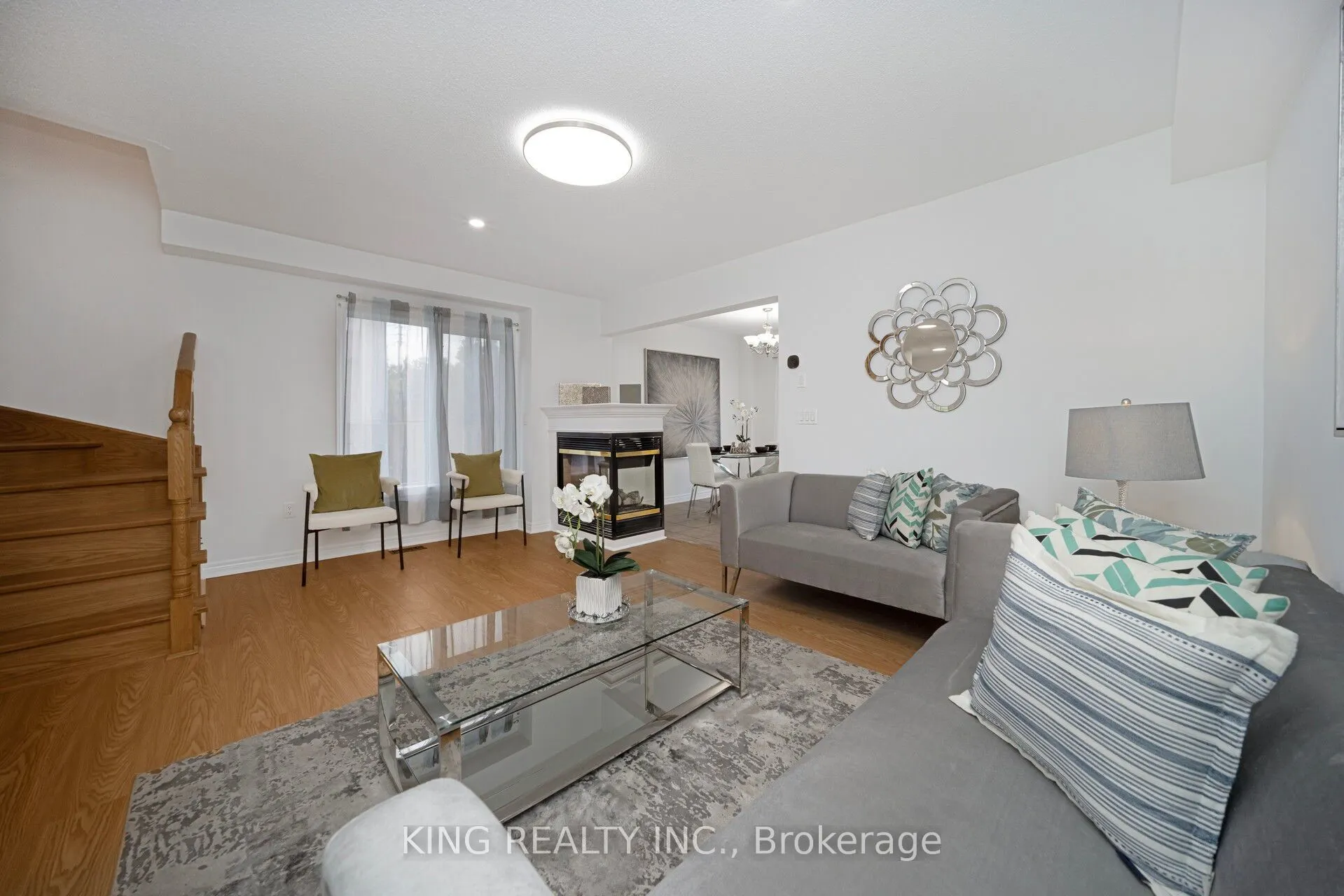 34 Dewridge Court