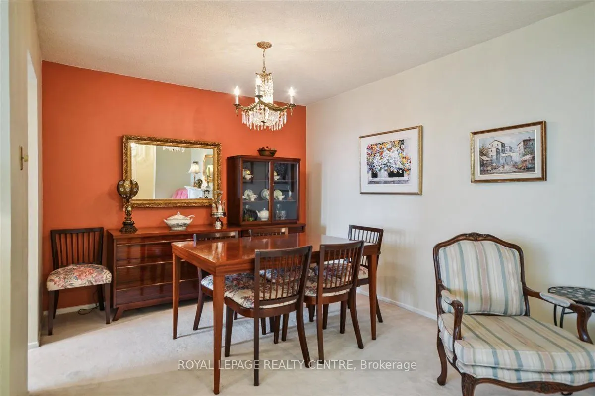 966 Inverhouse Drive, #907