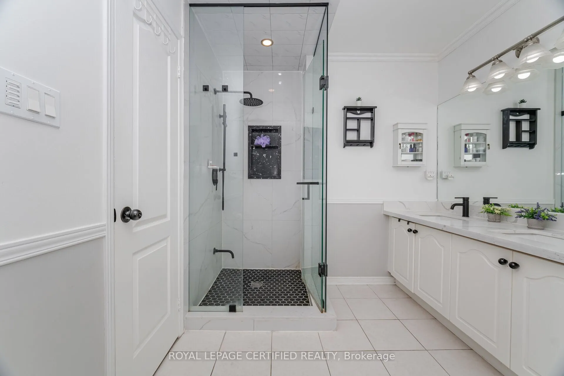 5537 Wilderness Trail