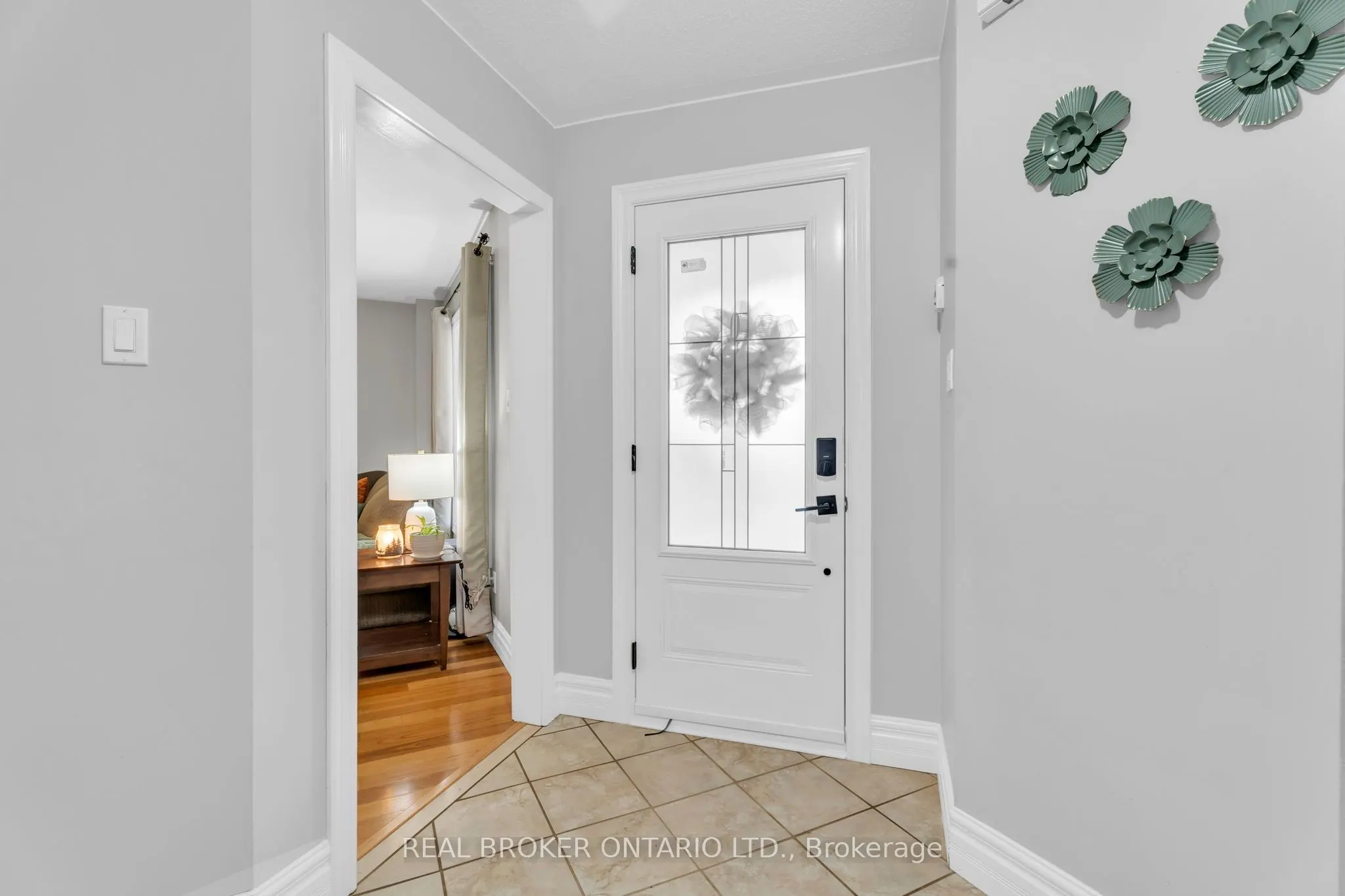 309 Howard Crescent