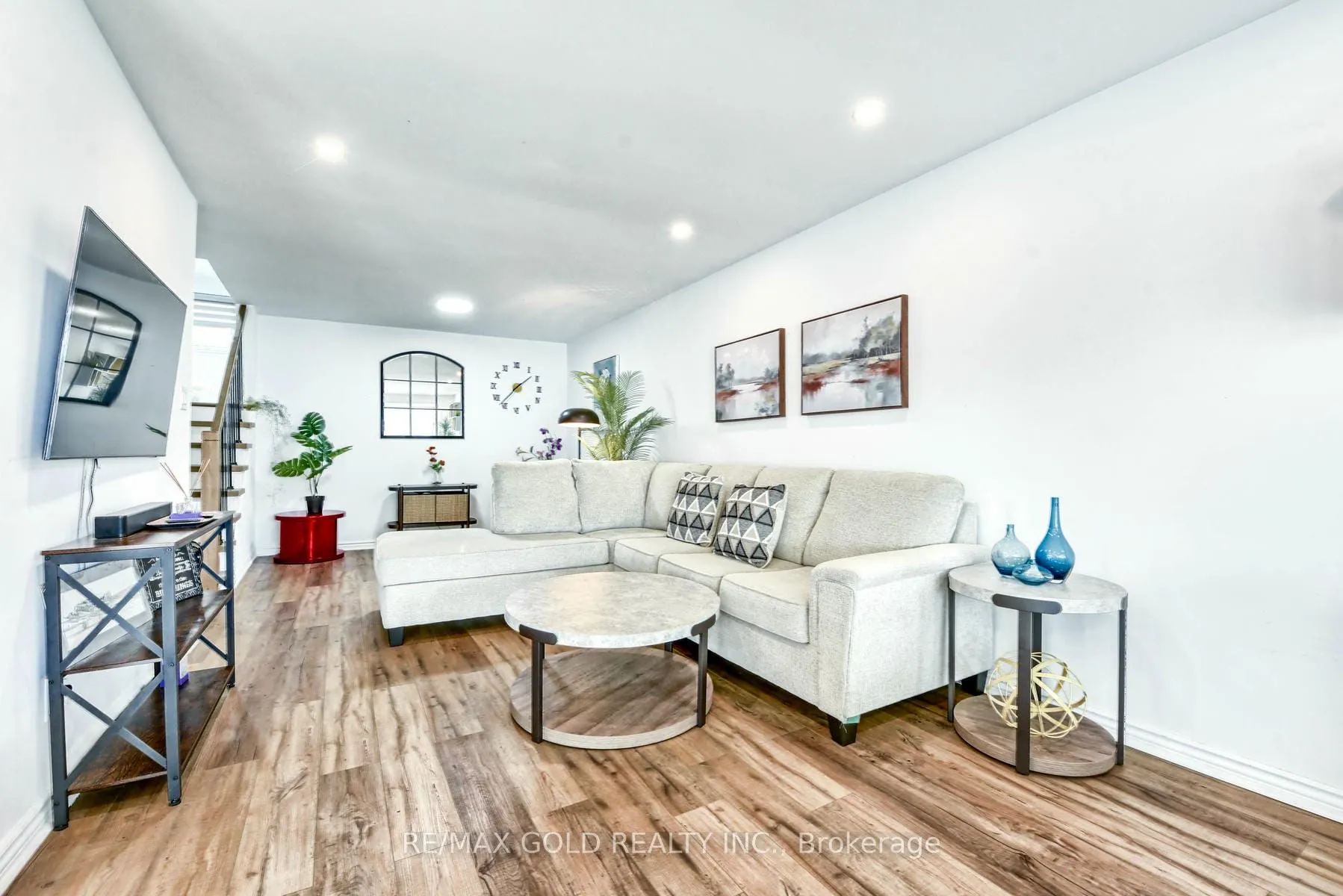 70 Wilton Drive