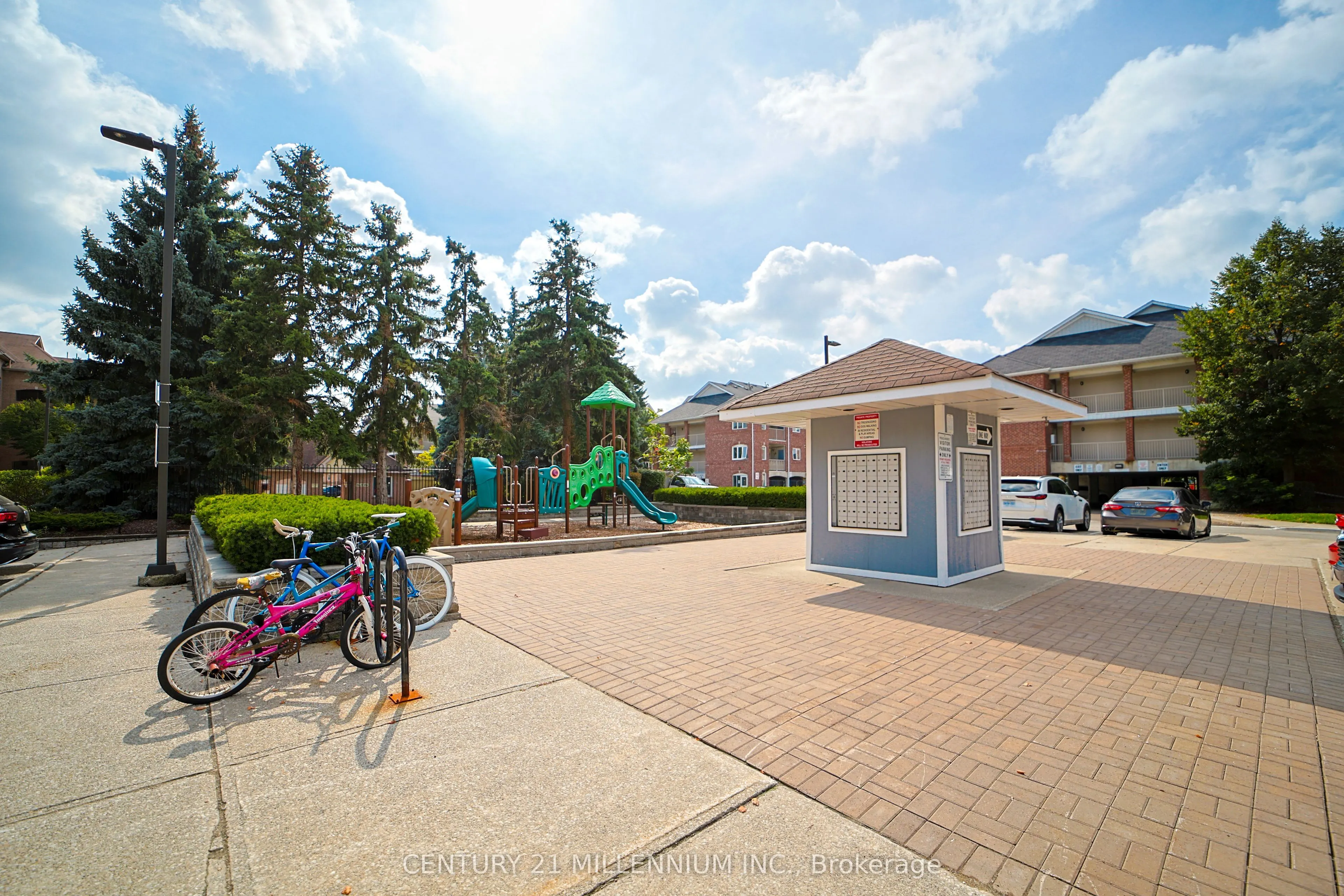 85 Bristol Road E, #164
