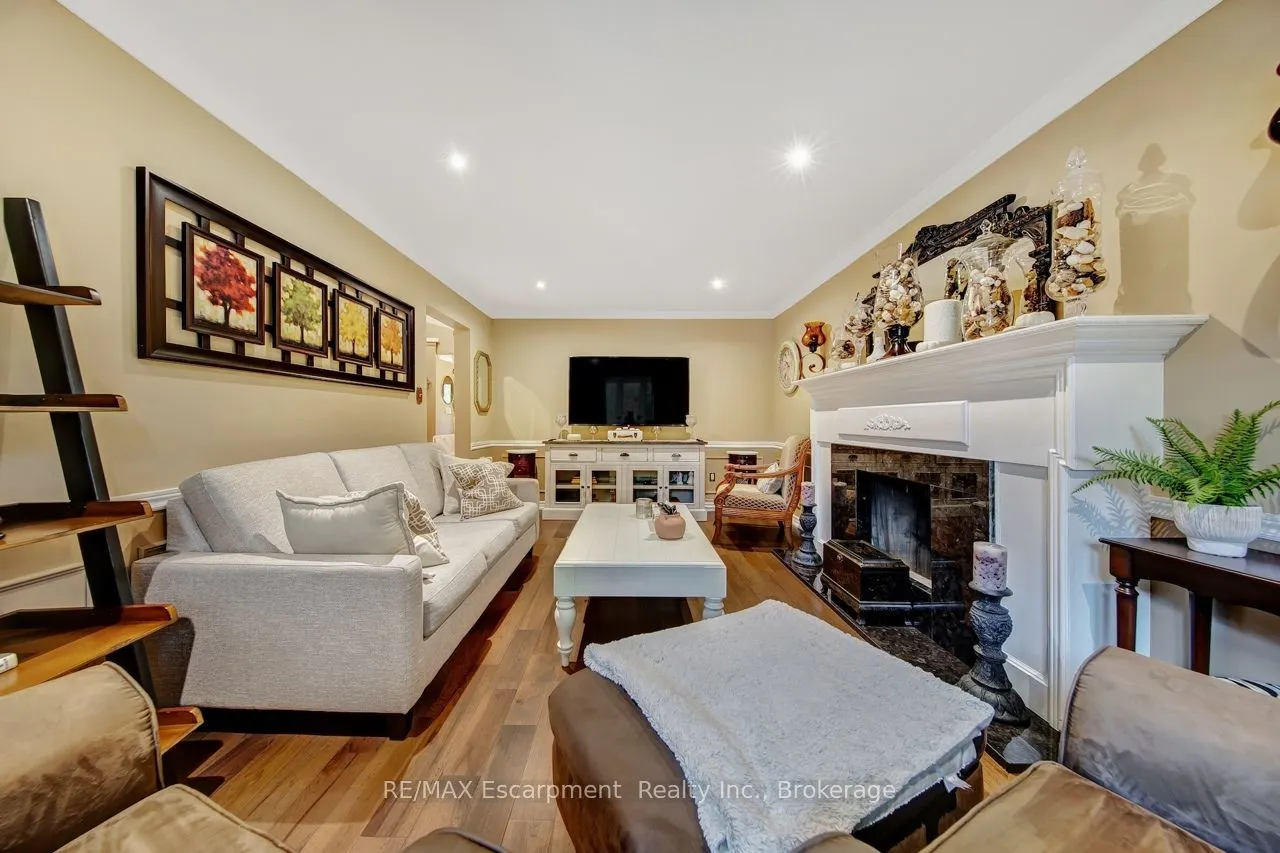 2029 Banbury Crescent