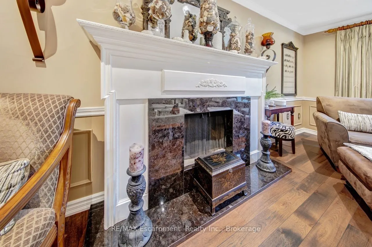 2029 Banbury Crescent