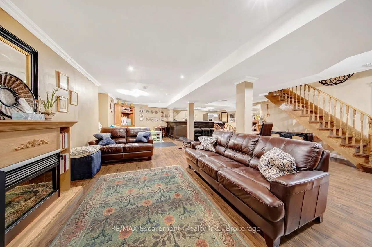 2029 Banbury Crescent