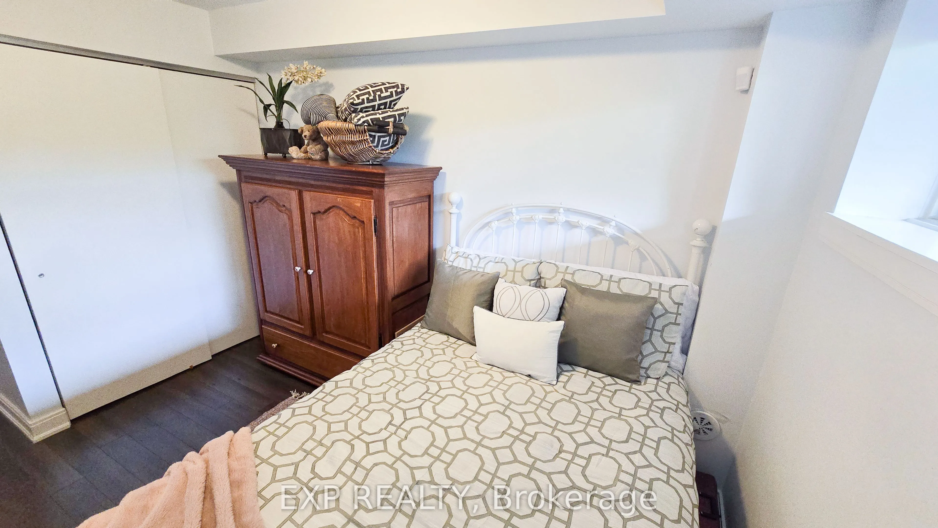 100 Dufay Road, #41